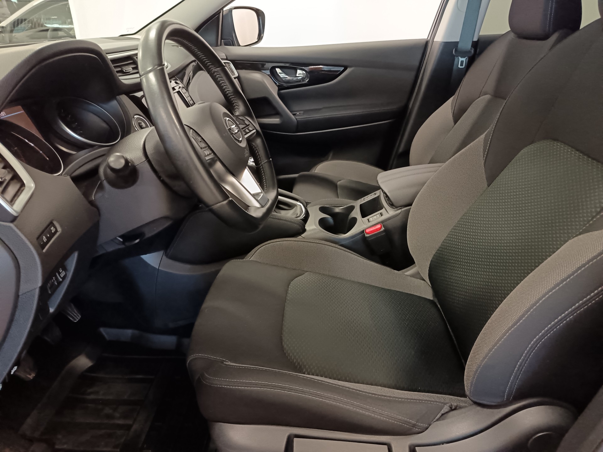 NISSAN Qashqai 2020