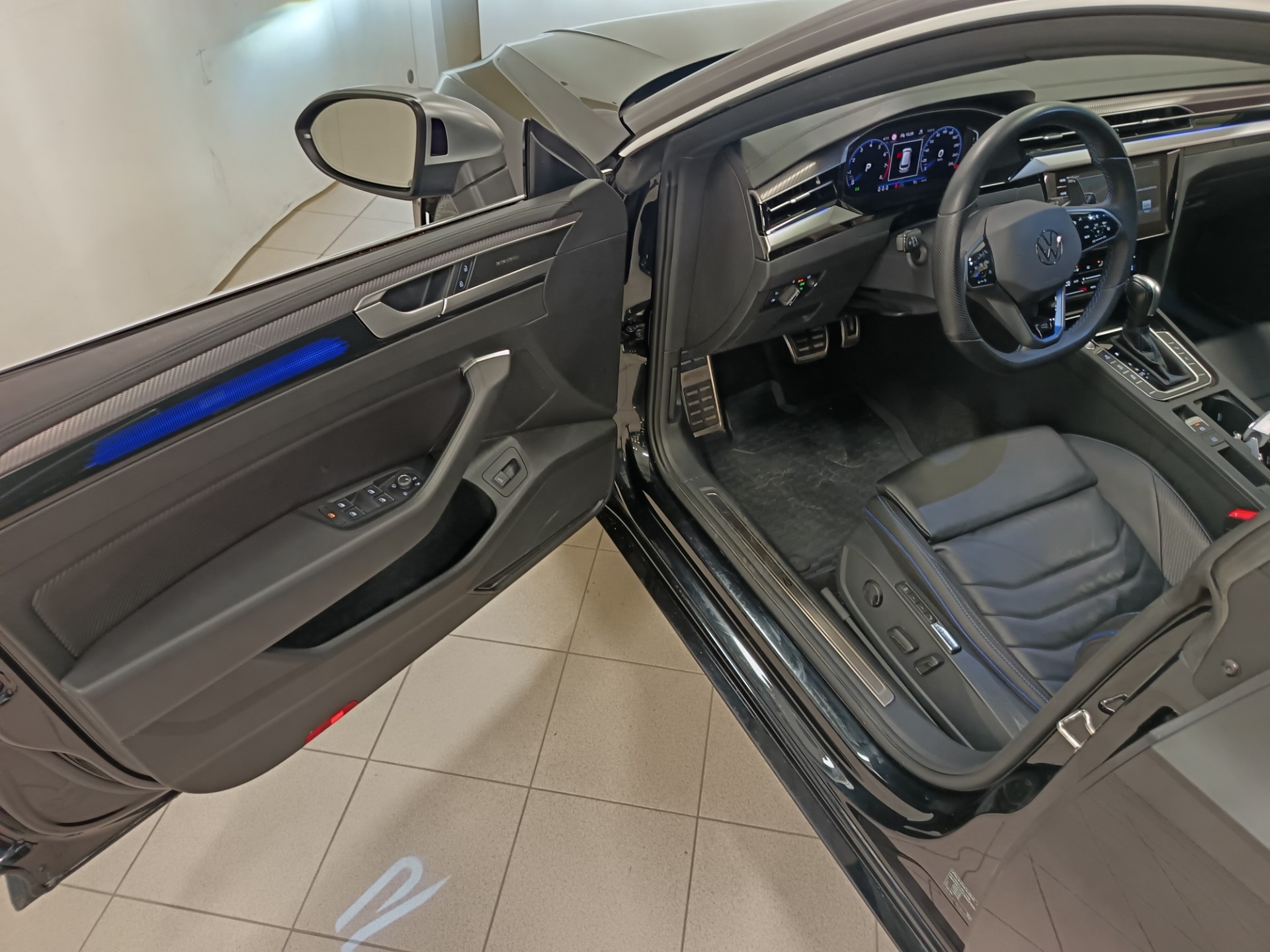 VOLKSWAGEN Arteon 2023