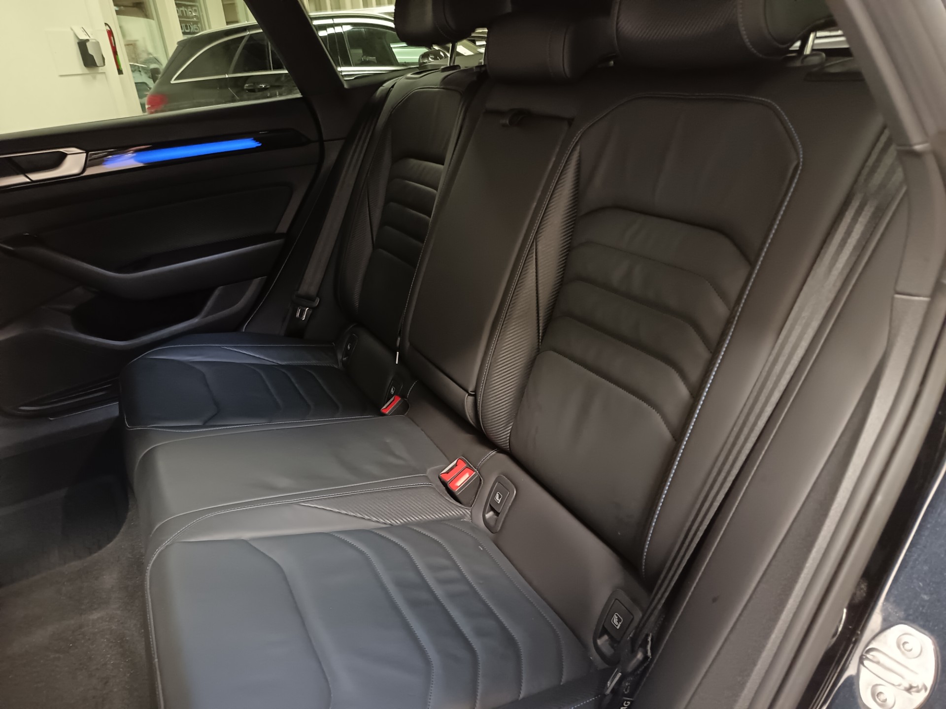 VOLKSWAGEN Arteon 2023