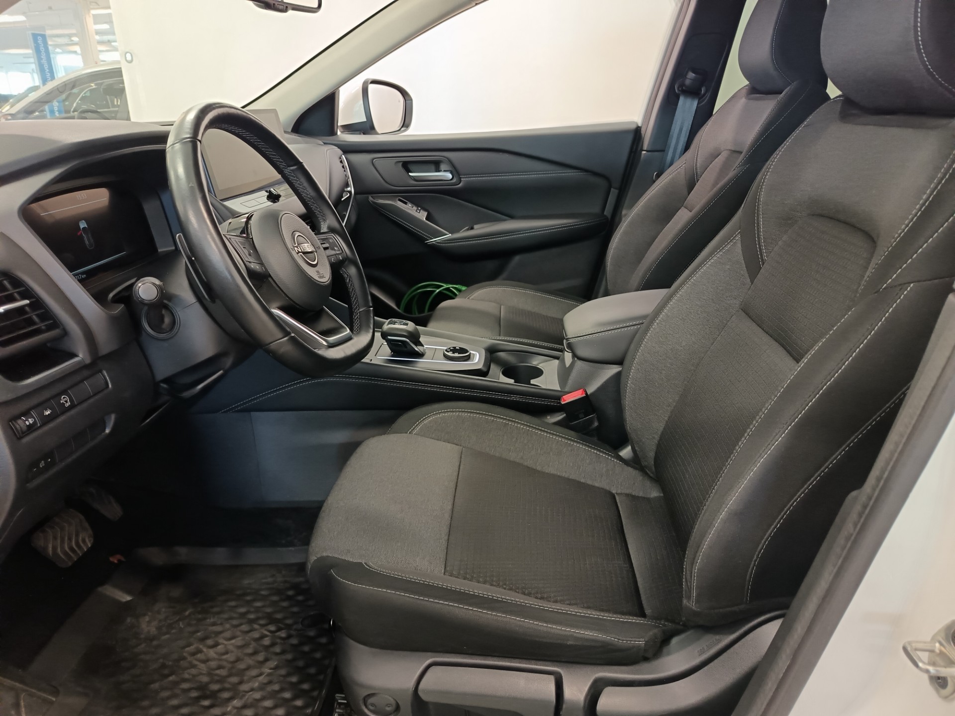 NISSAN Qashqai 2023