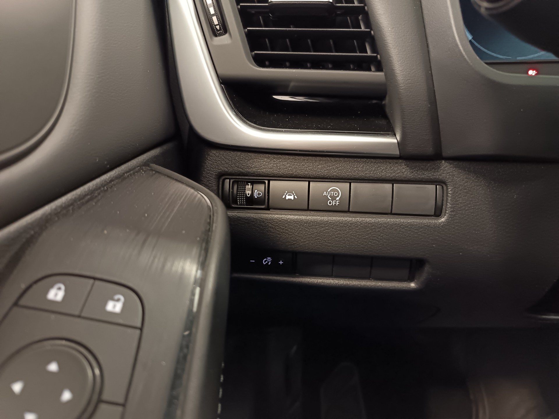 NISSAN Qashqai 2023