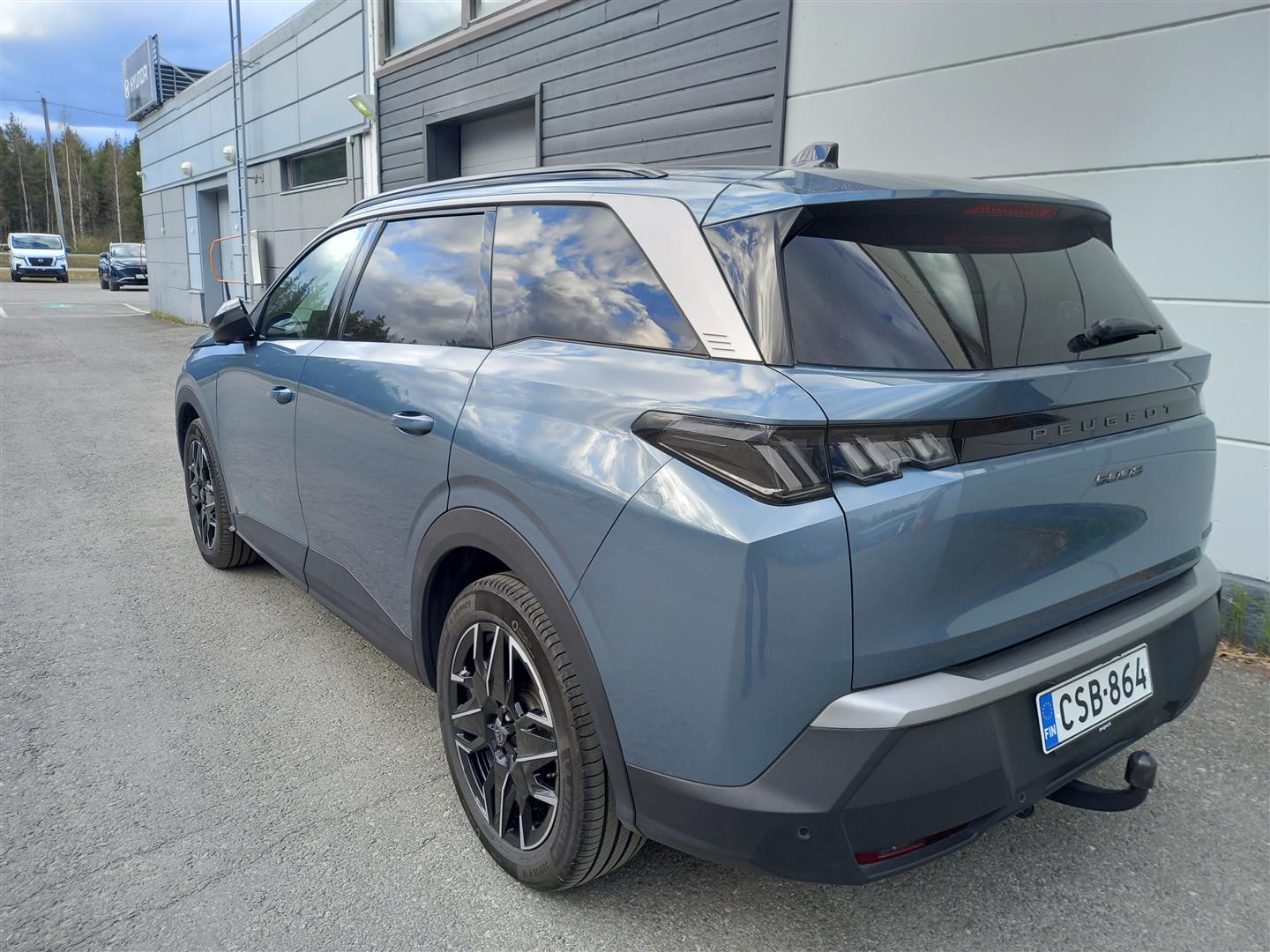 PEUGEOT 5008 2025