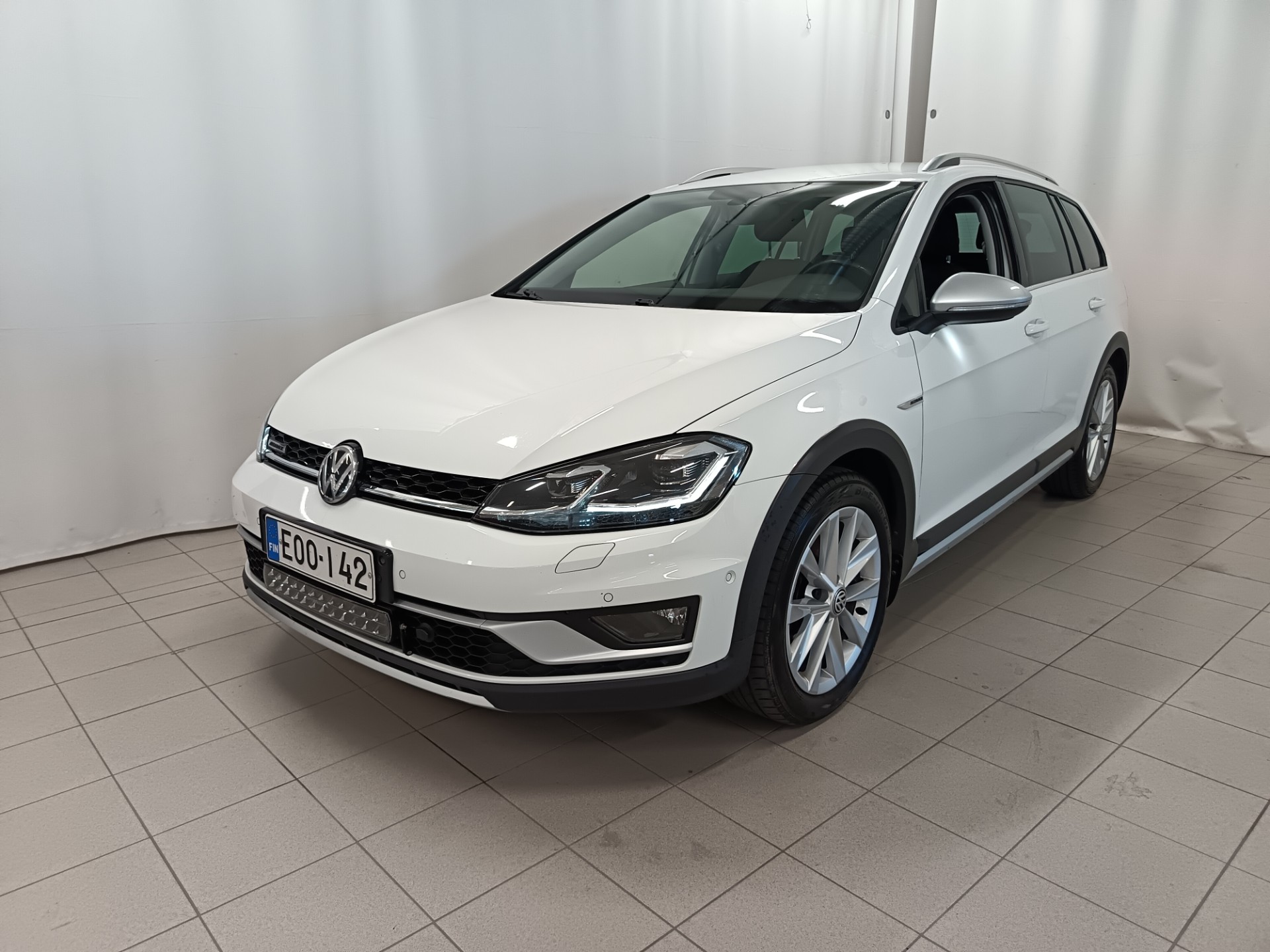 VOLKSWAGEN Golf 2017
