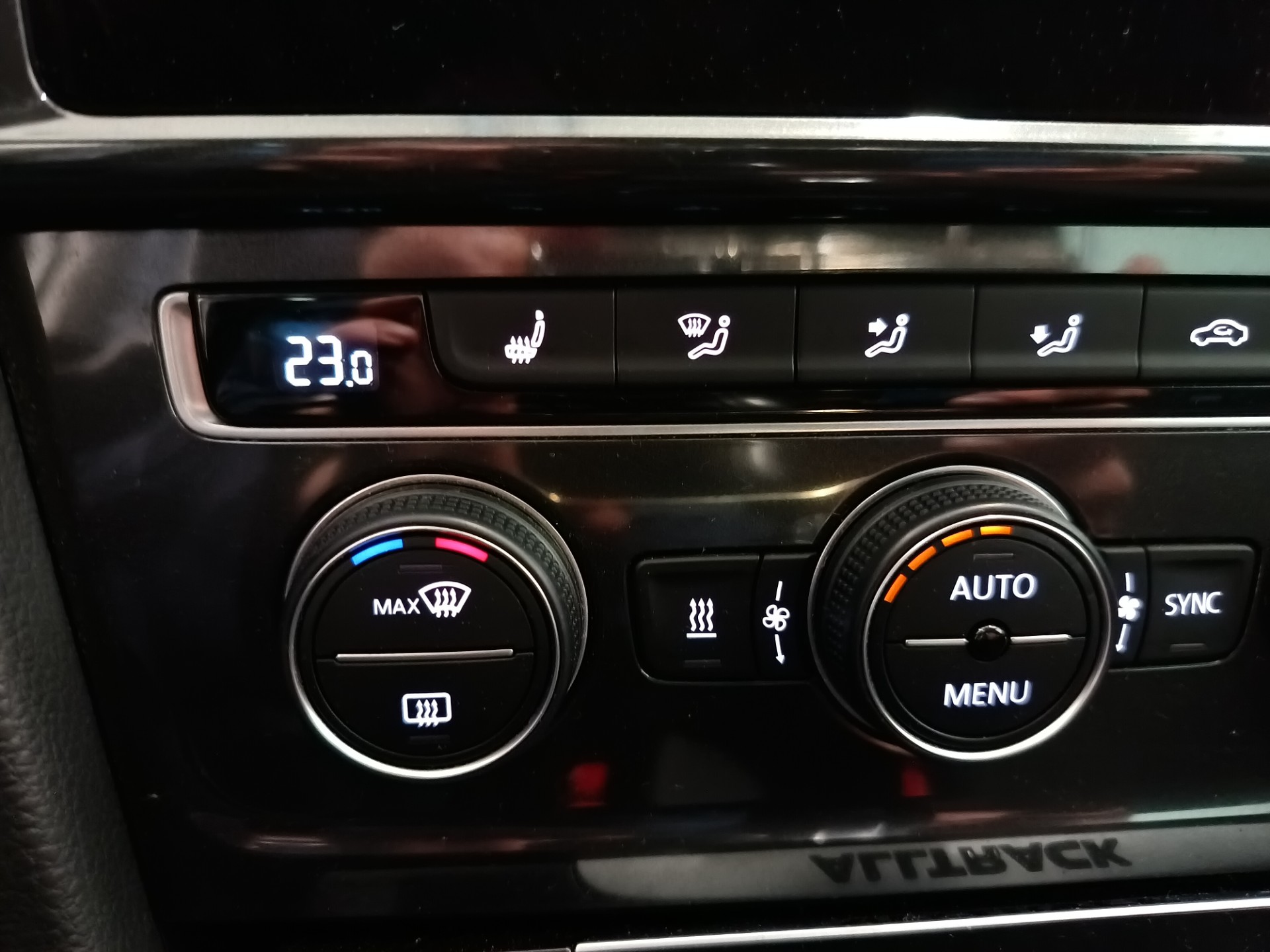 VOLKSWAGEN Golf 2017