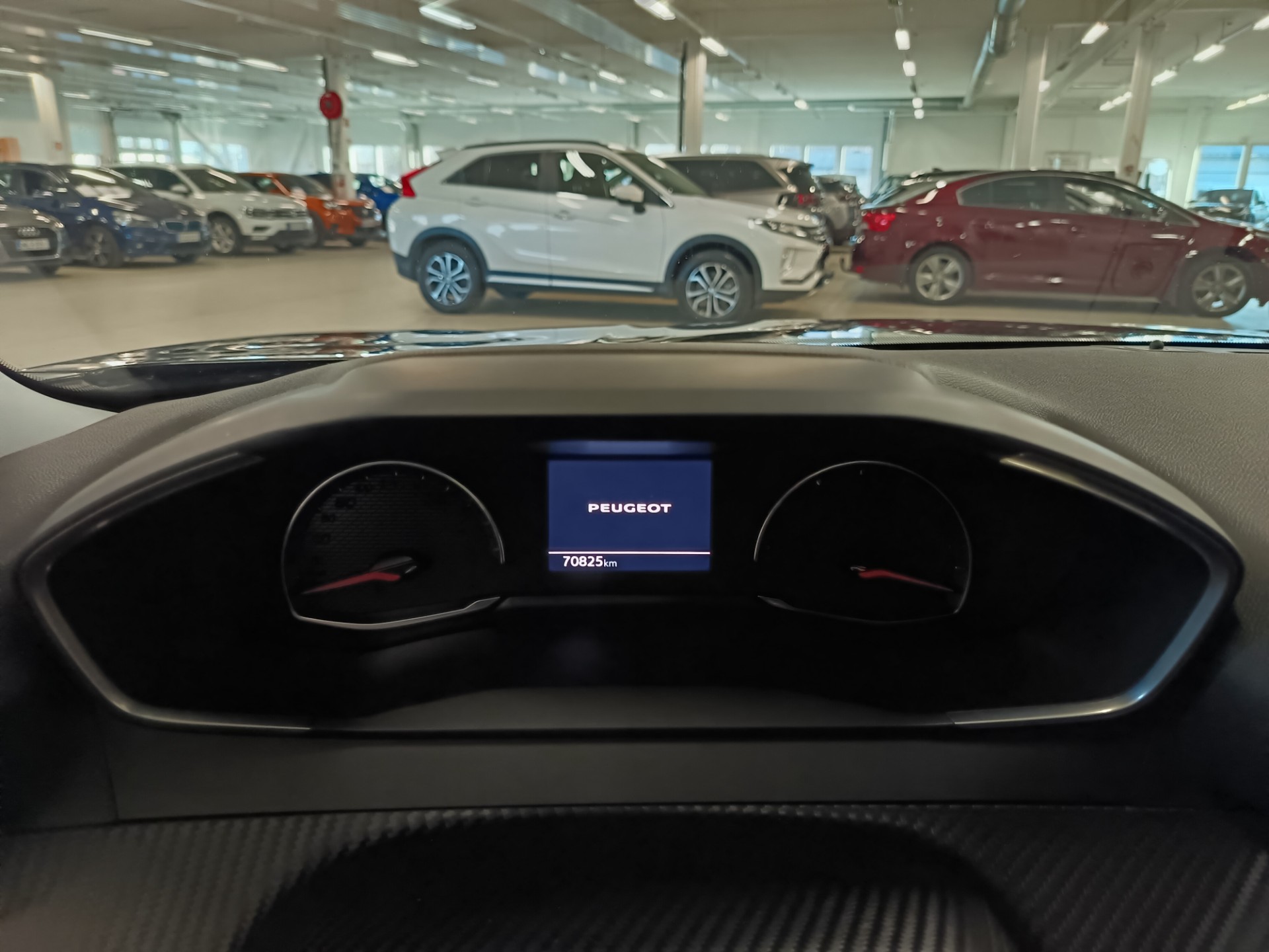 PEUGEOT 2008 2021