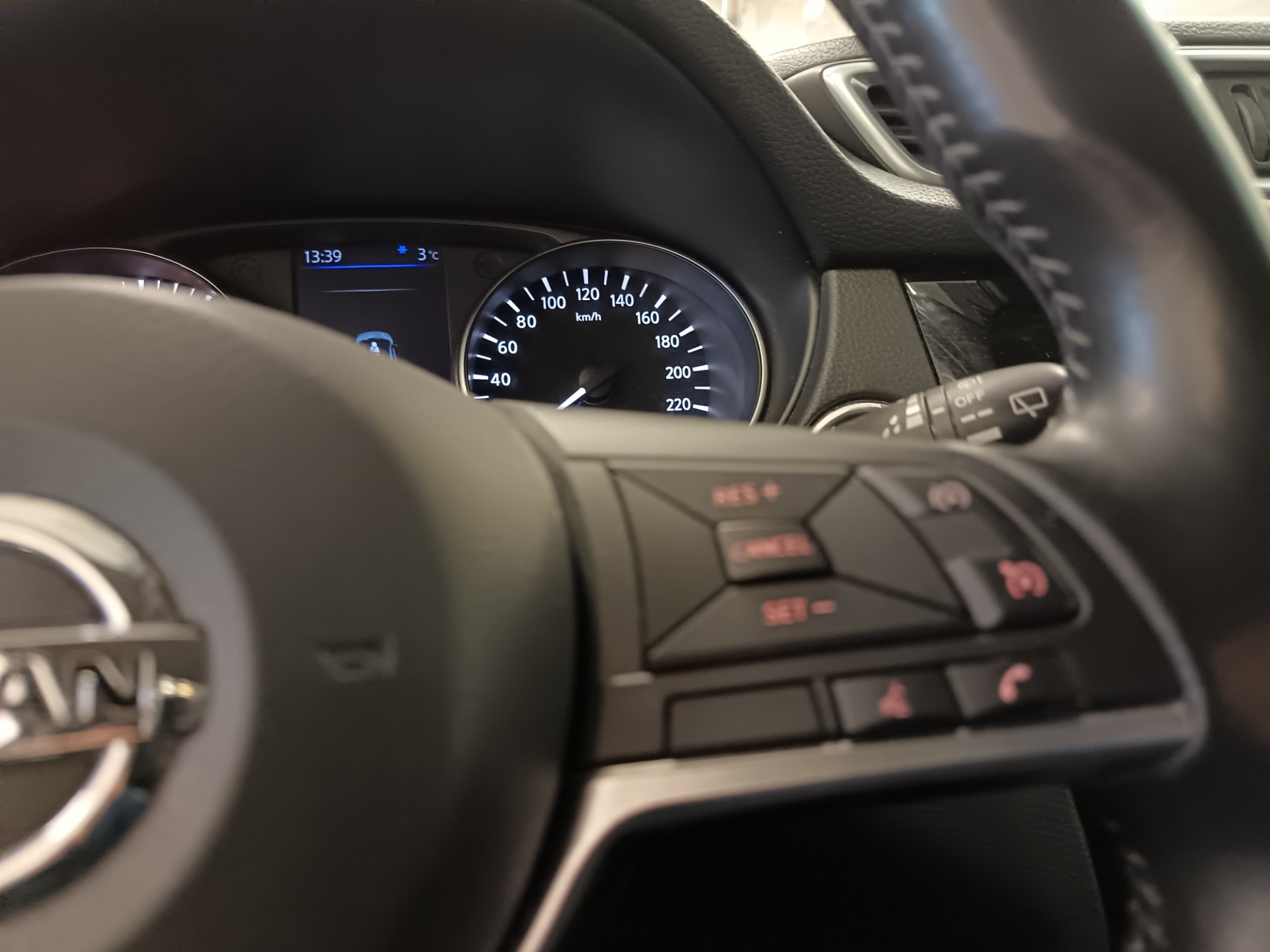 NISSAN Qashqai 2019