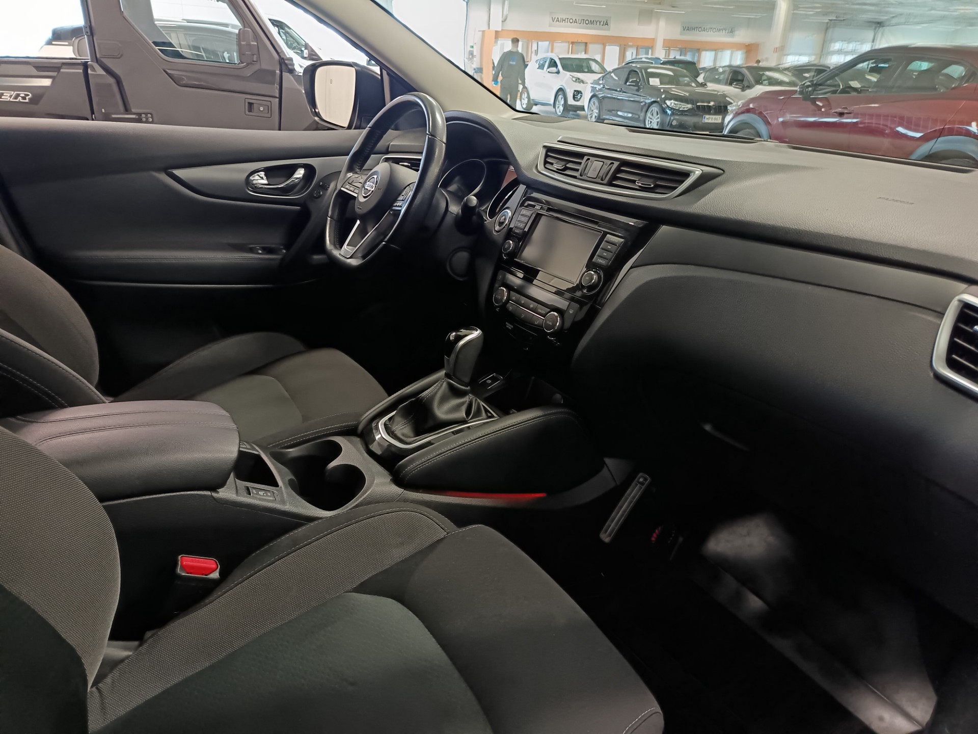 NISSAN Qashqai 2019