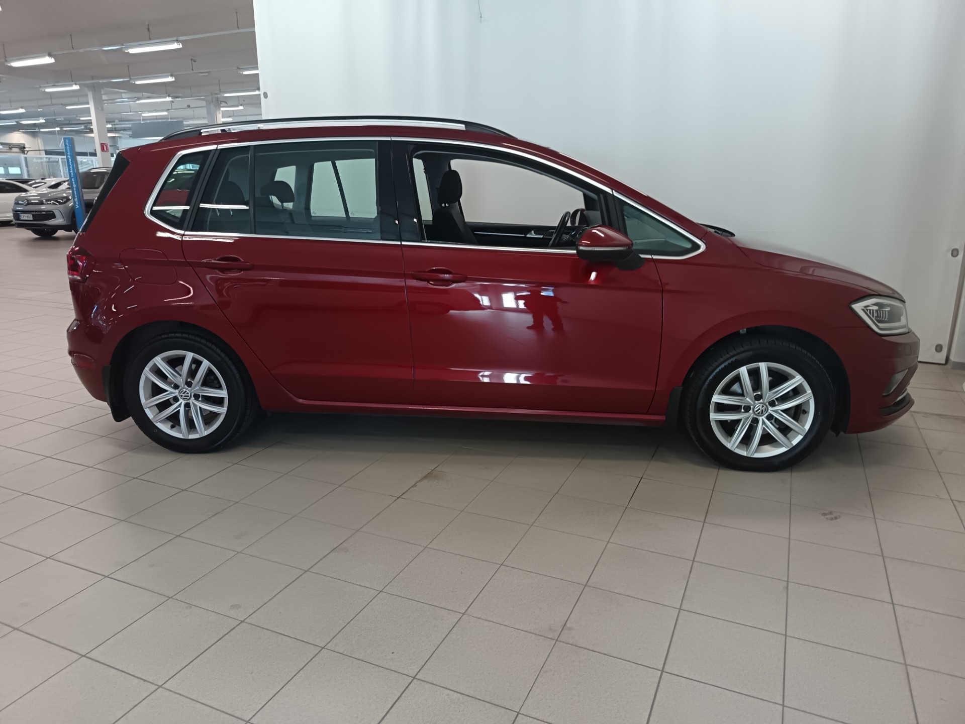 VOLKSWAGEN Golf Sportsvan 2019