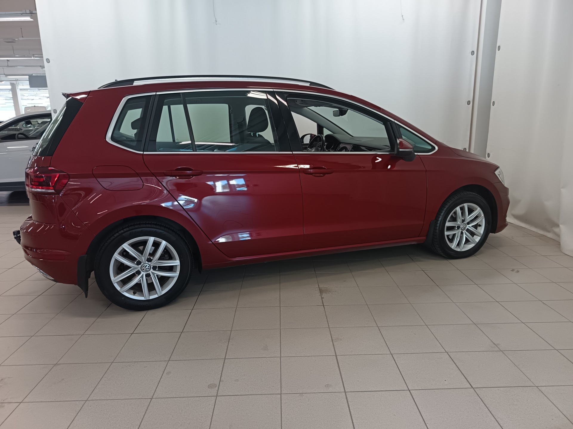 VOLKSWAGEN Golf Sportsvan 2019