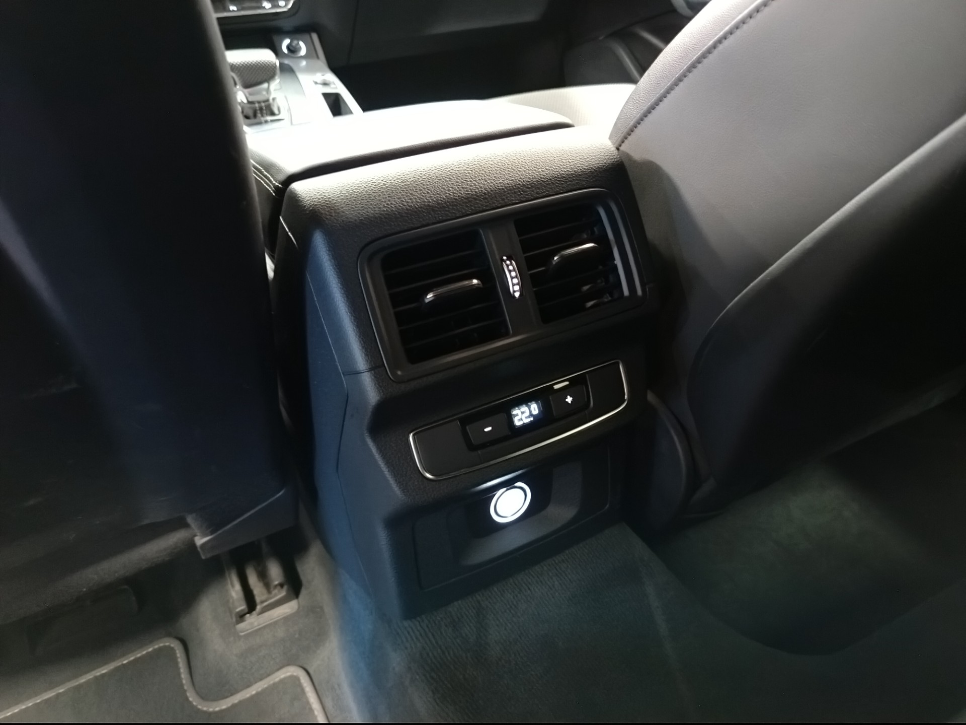 AUDI Q5 25