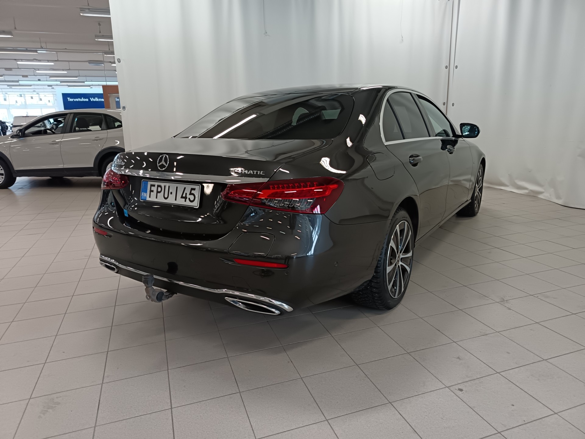 MERCEDES-BENZ E 2020