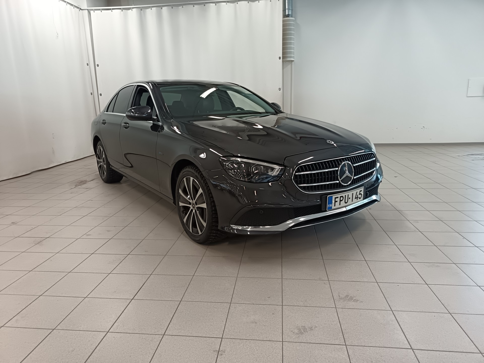 MERCEDES-BENZ E 2020