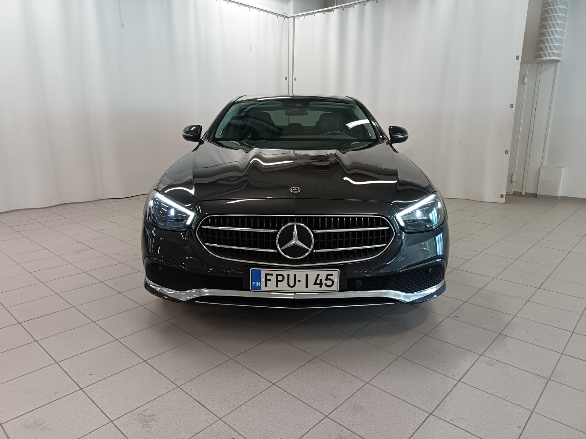 MERCEDES-BENZ E 2020