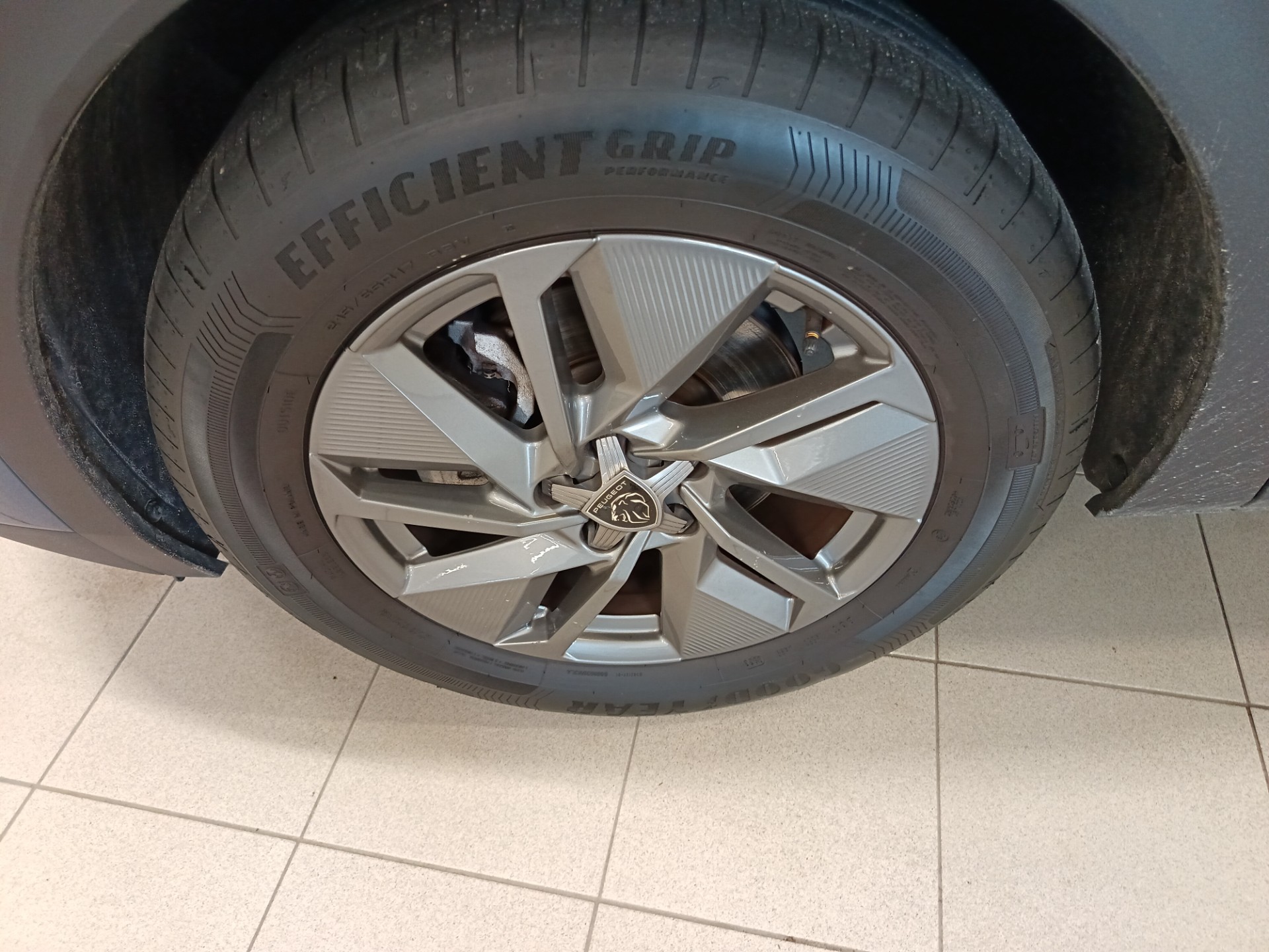 PEUGEOT 408 2024