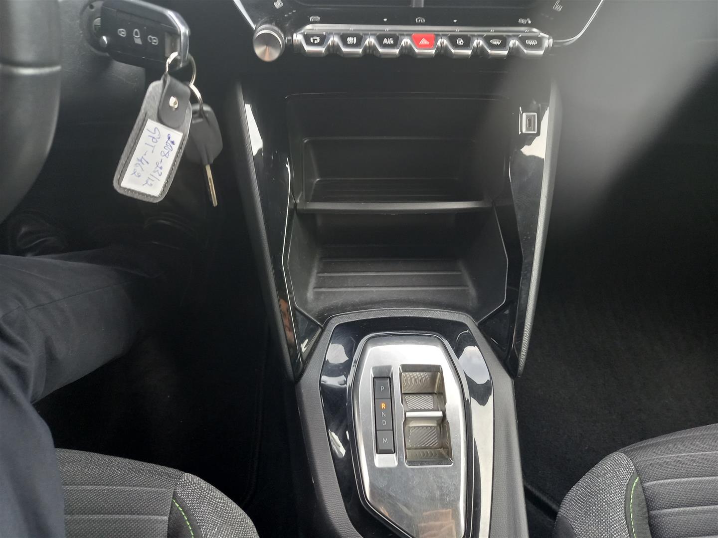 PEUGEOT 2008 2023