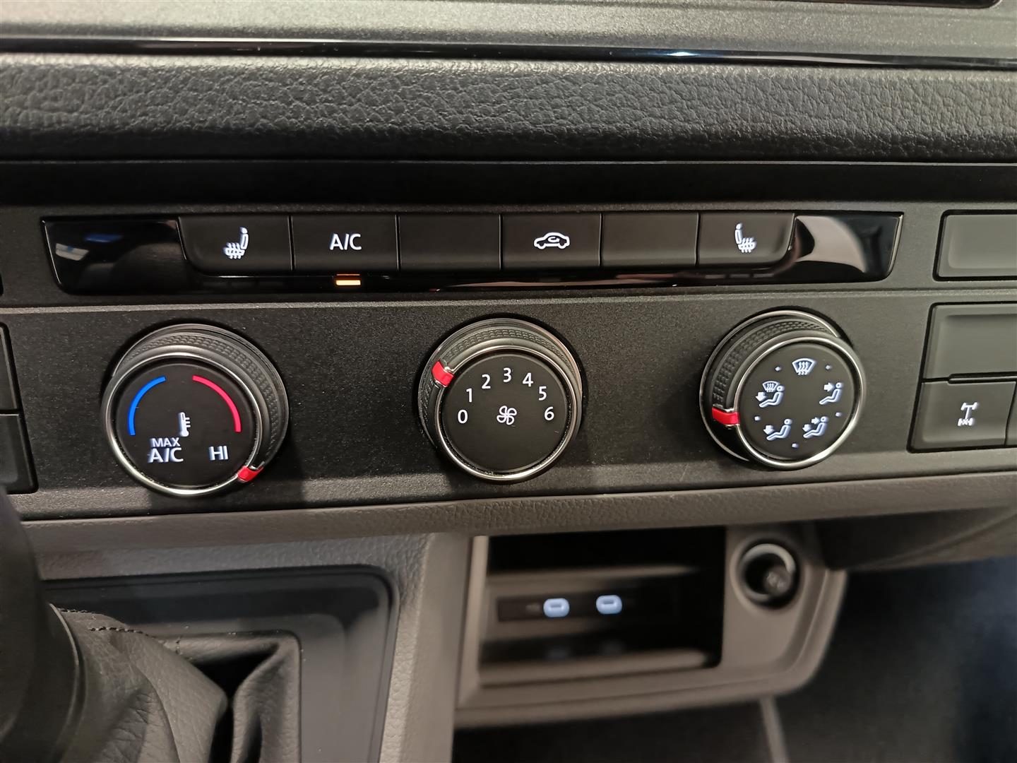 VOLKSWAGEN Crafter 2021