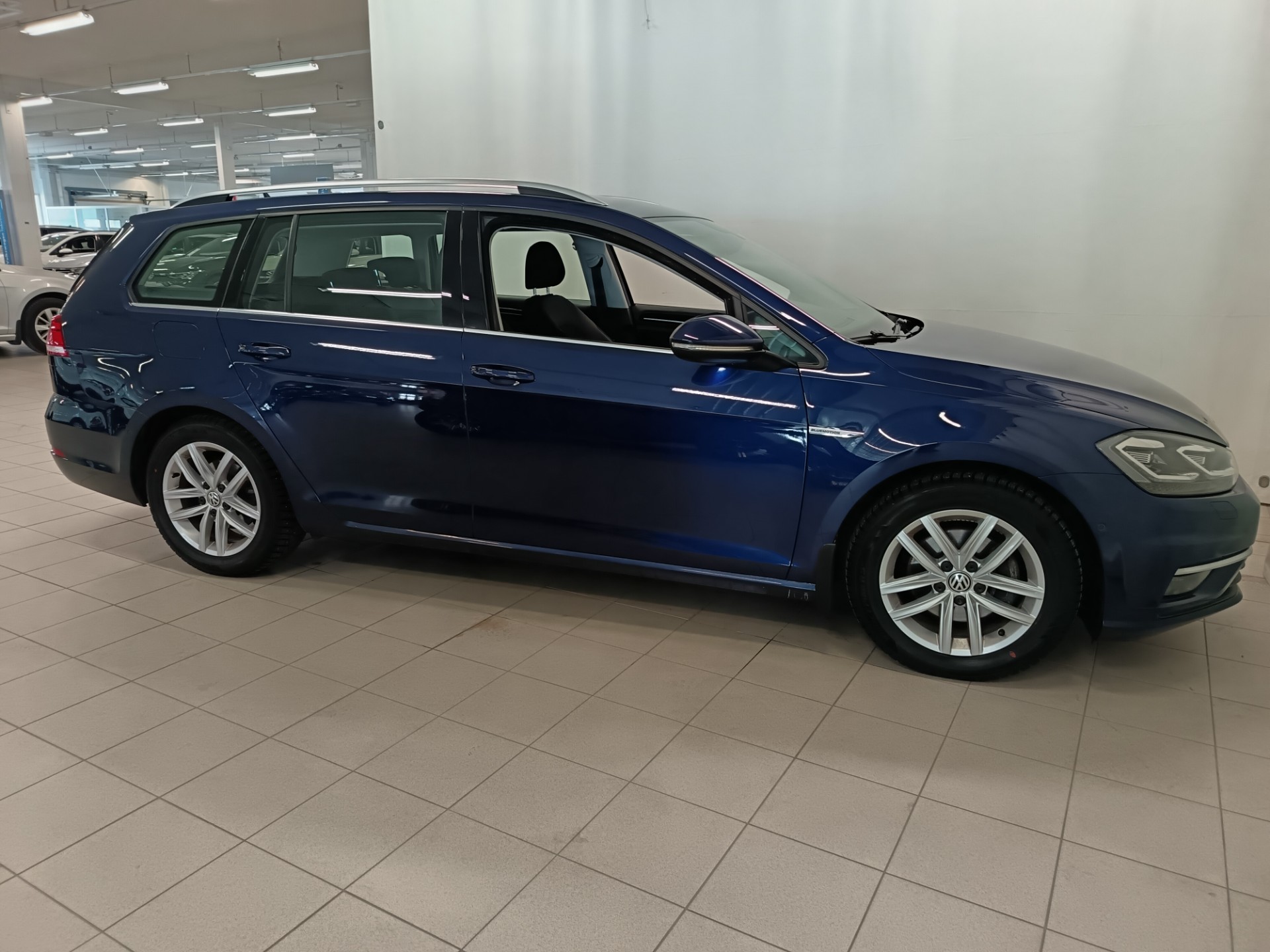 VOLKSWAGEN Golf 2018