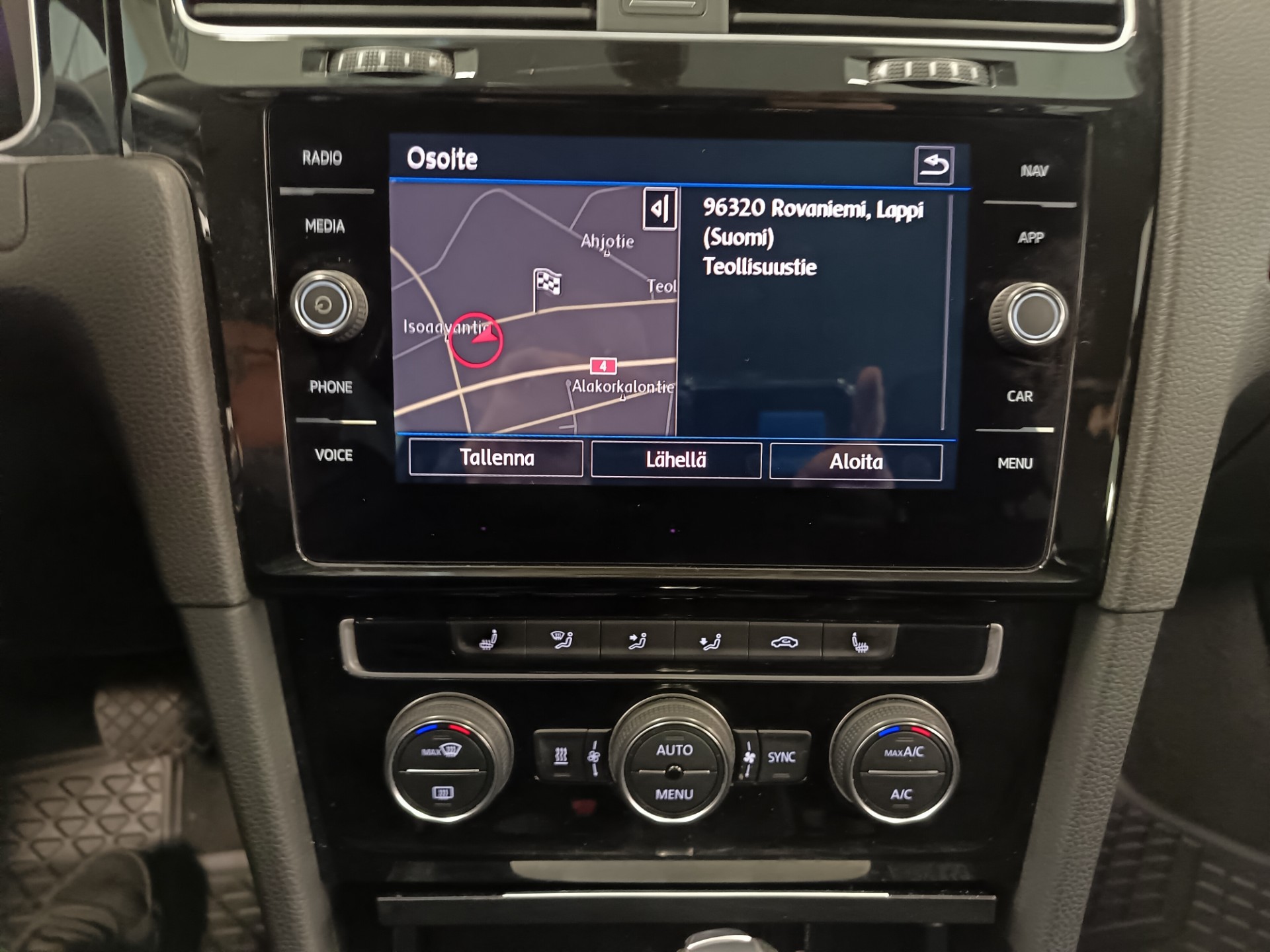 VOLKSWAGEN Golf 2018