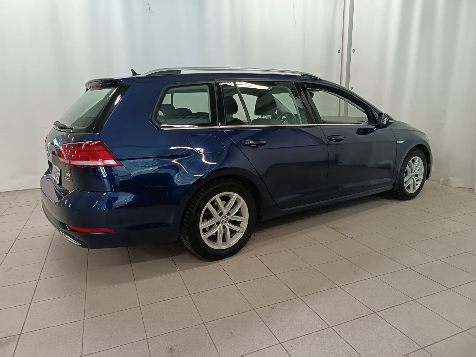 VOLKSWAGEN Golf 2018