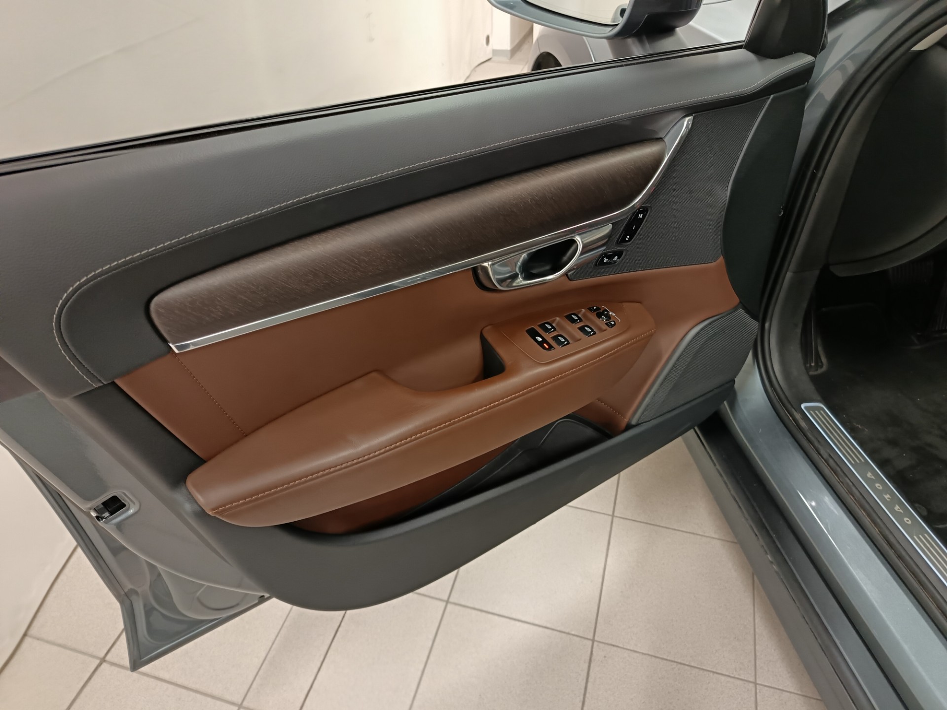 VOLVO V90 Cross Country 2018