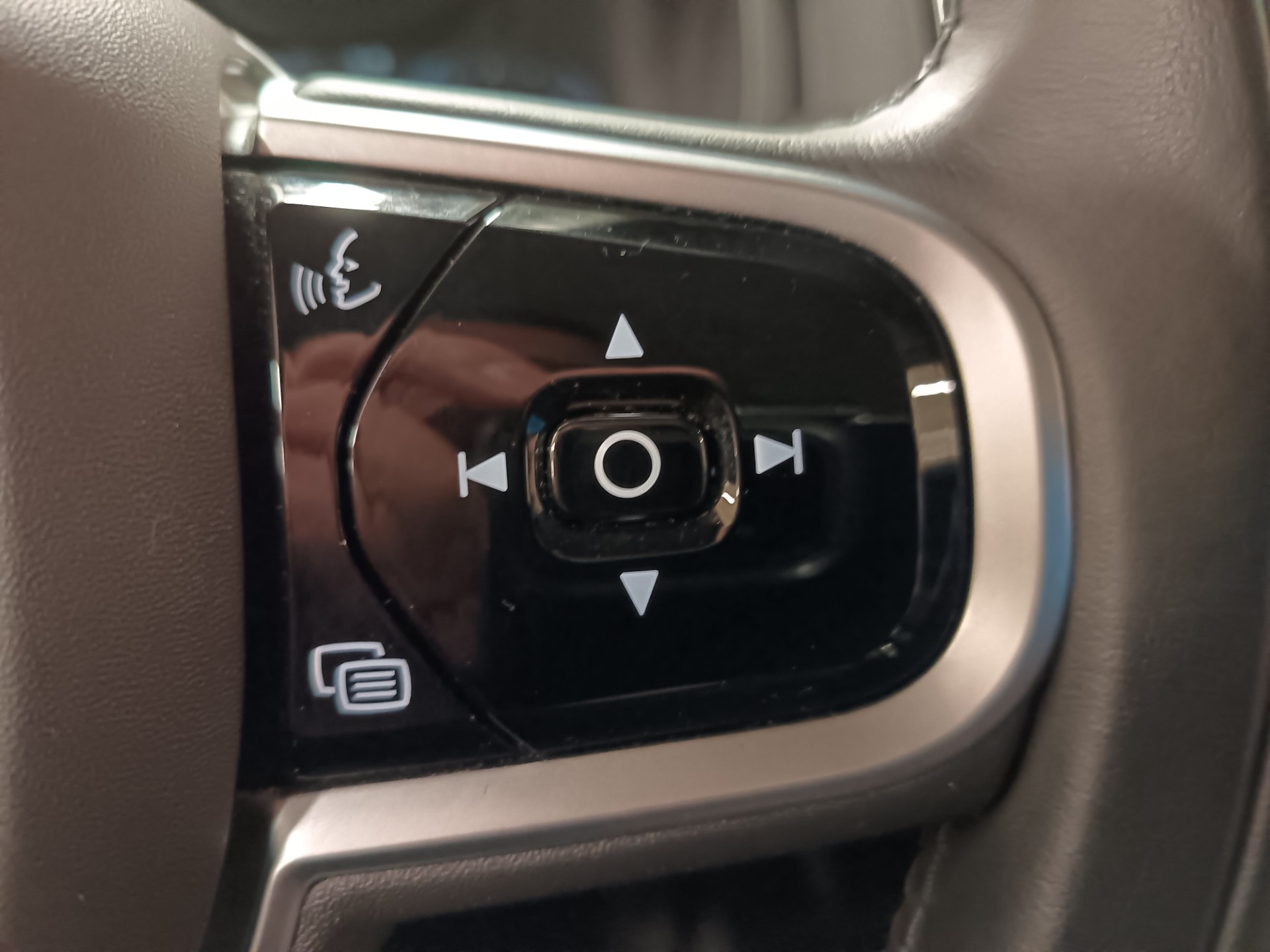 VOLVO V90 Cross Country 2018