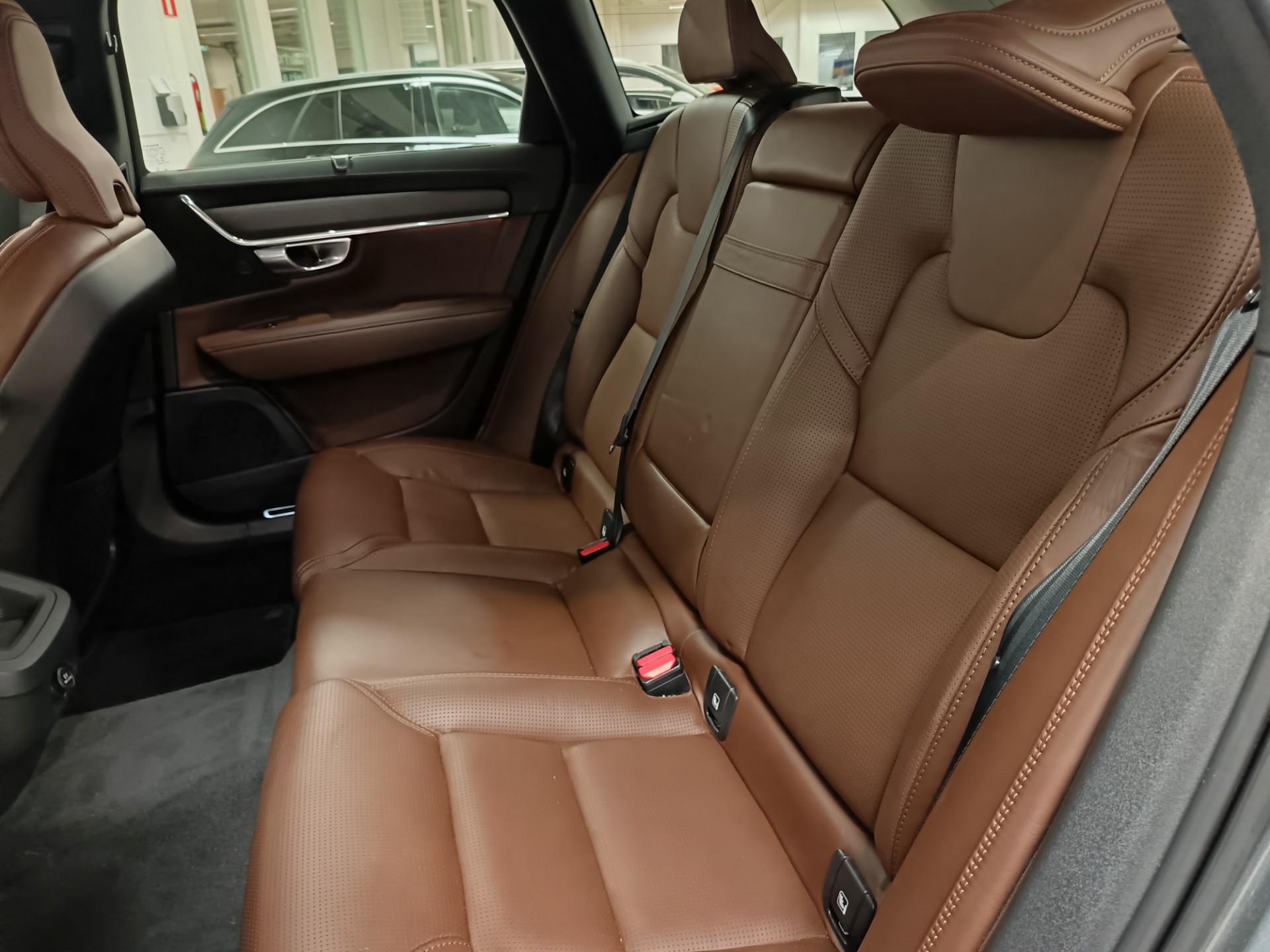 VOLVO V90 Cross Country 2018