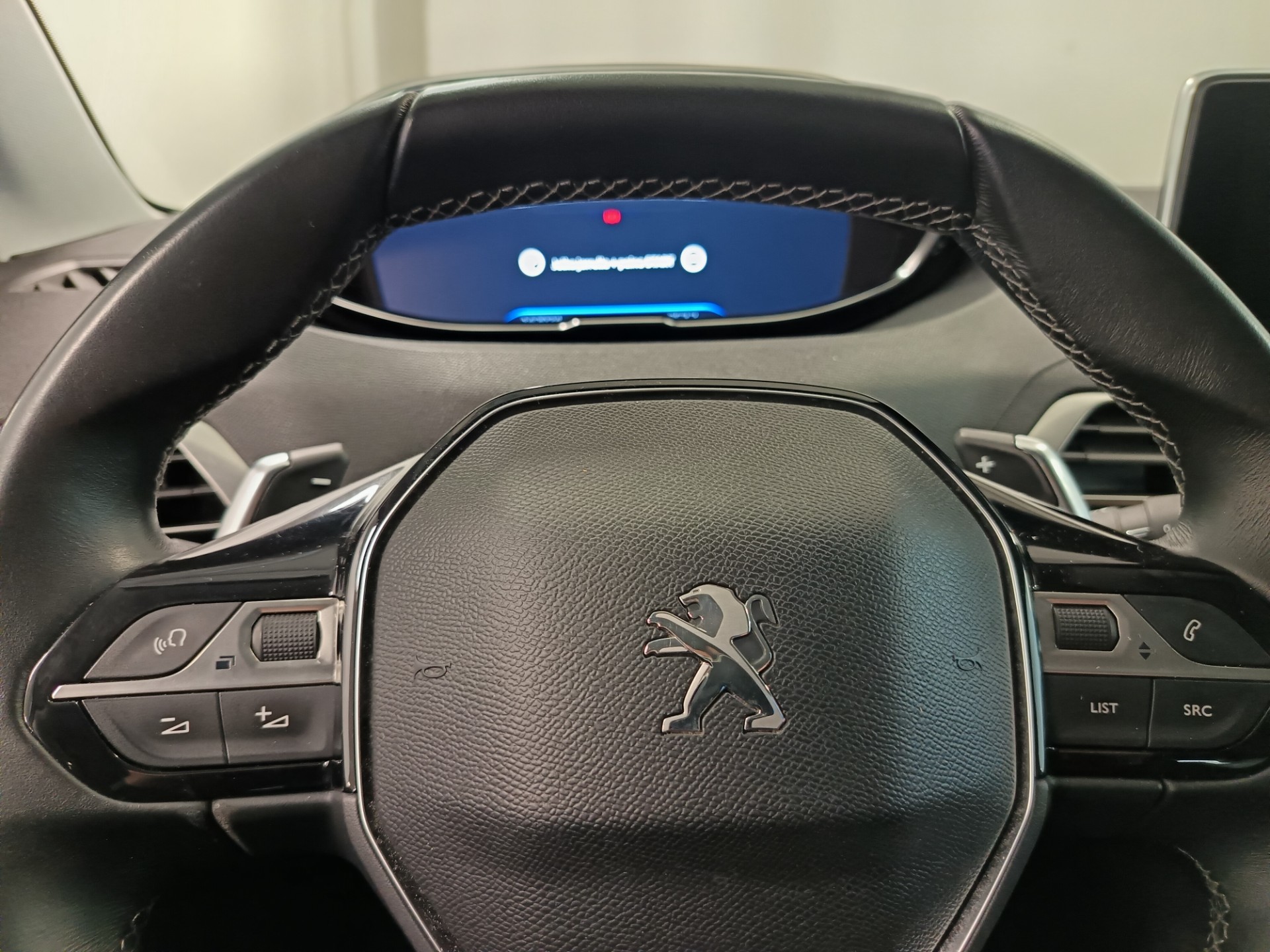PEUGEOT 3008 2020