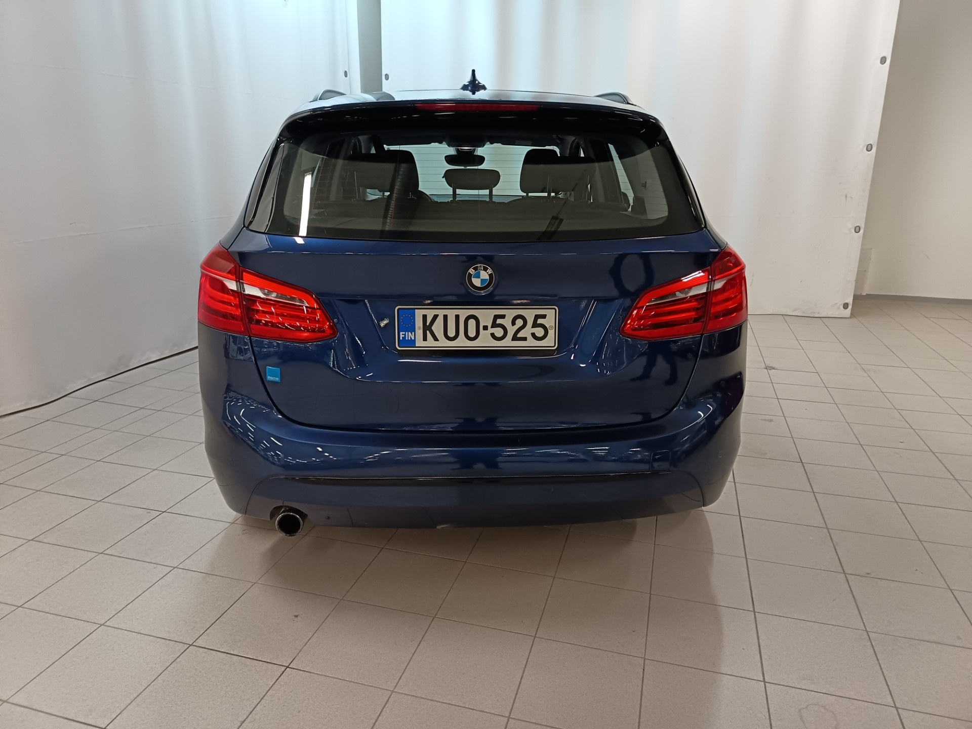 BMW 225 2016