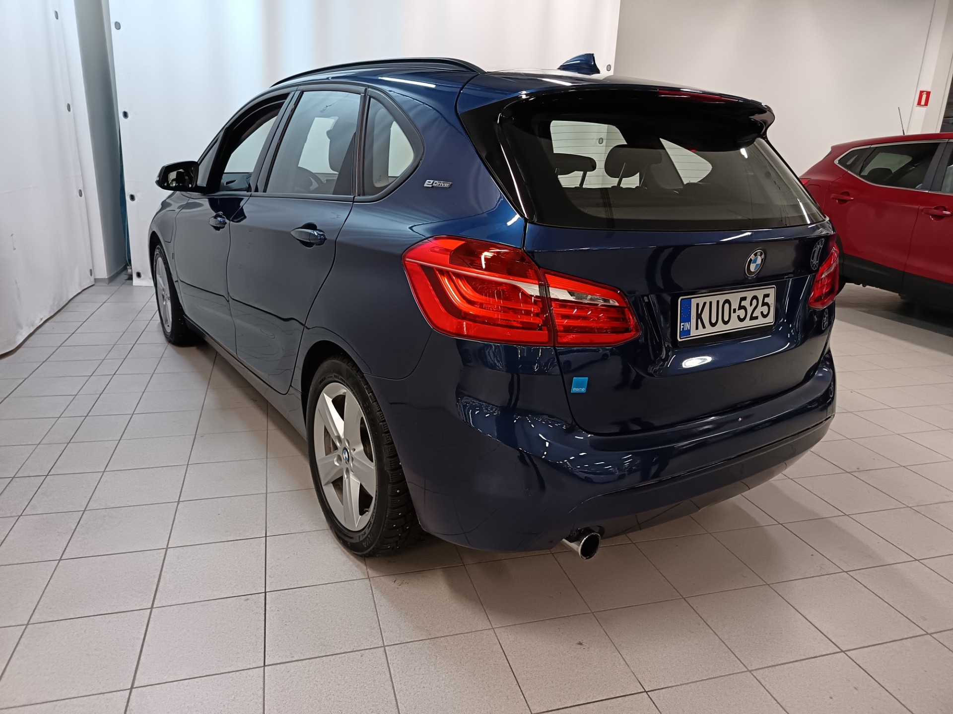 BMW 225 2016