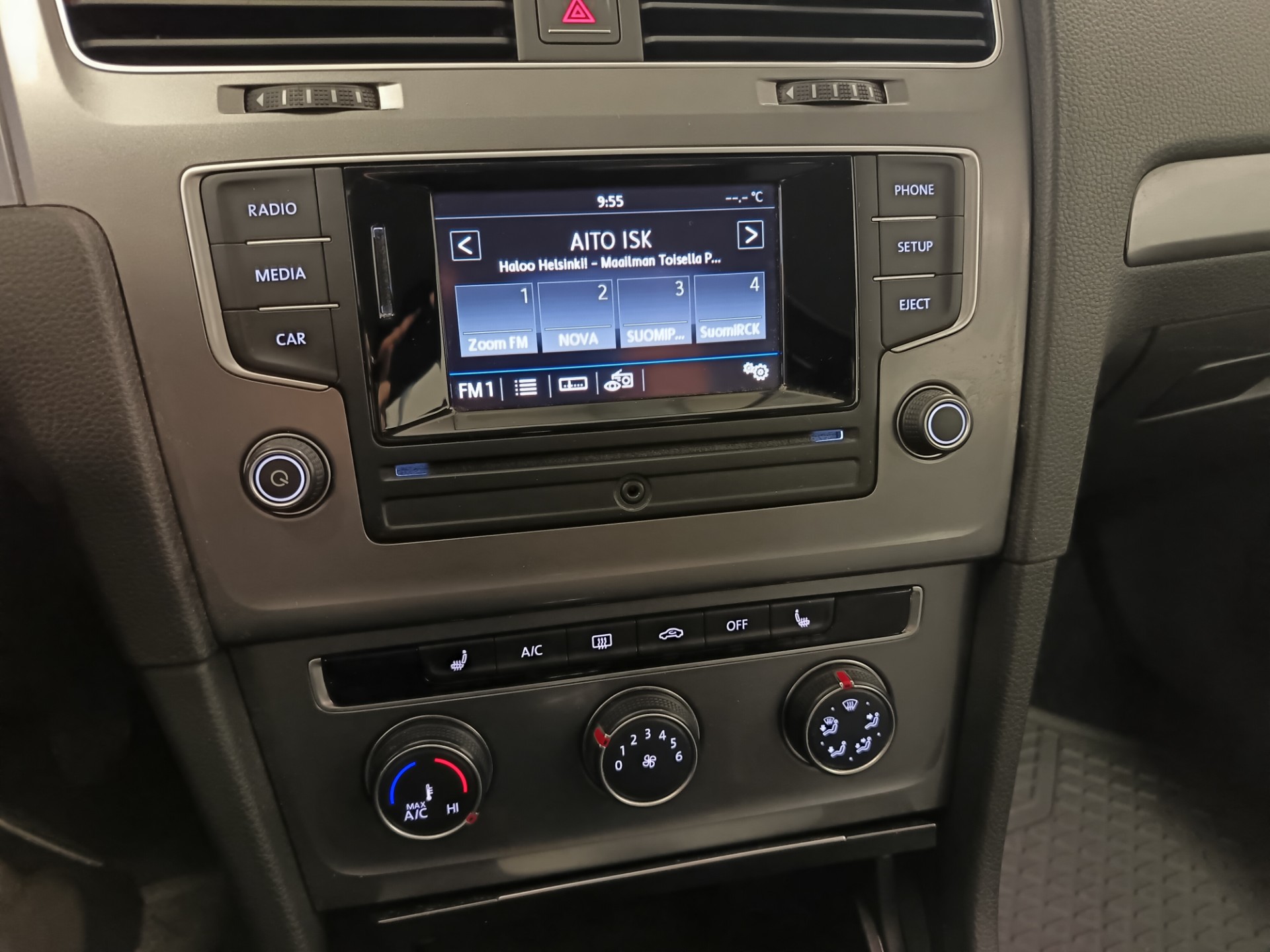 VOLKSWAGEN Golf 2017