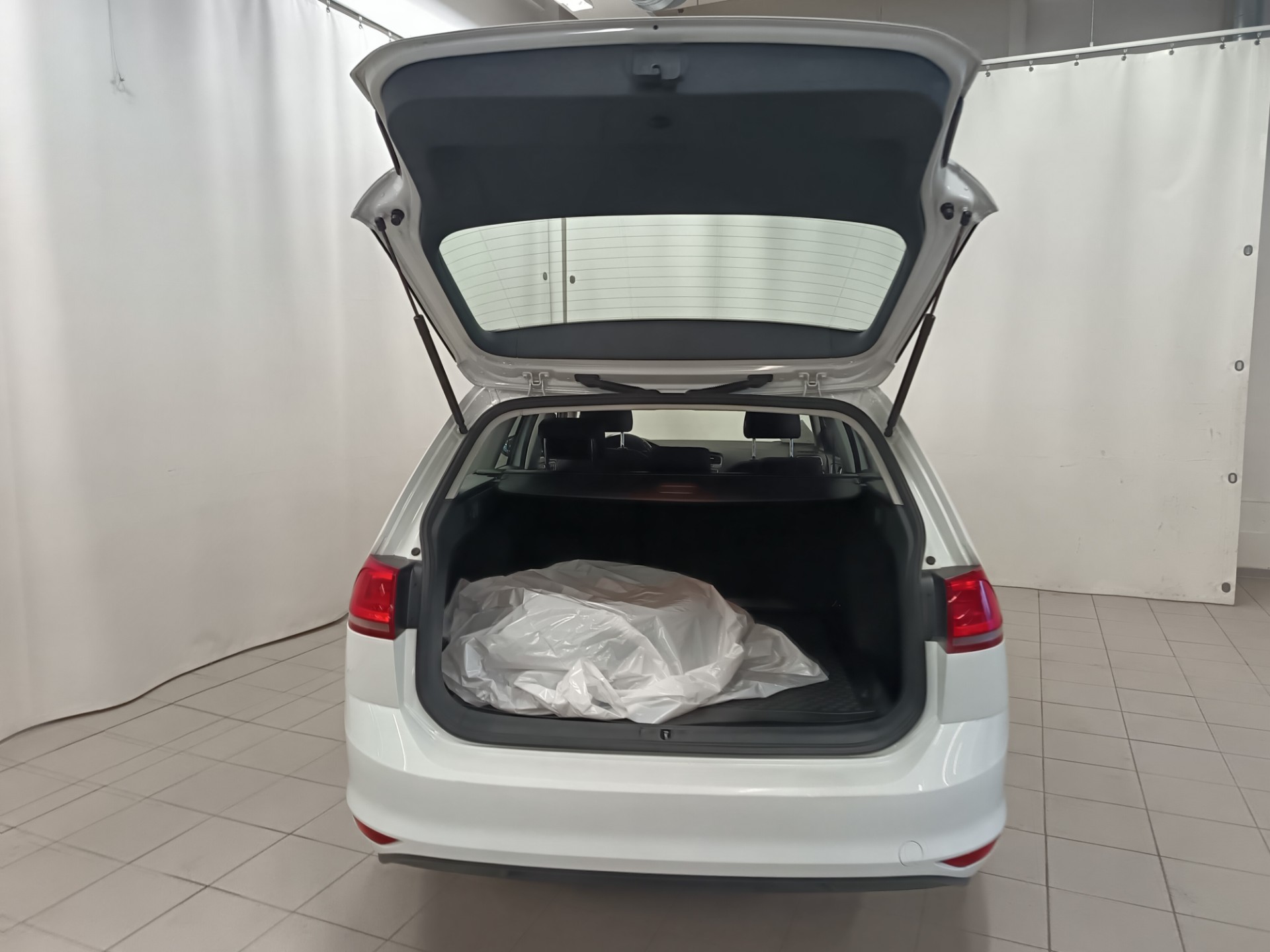 VOLKSWAGEN Golf 2017