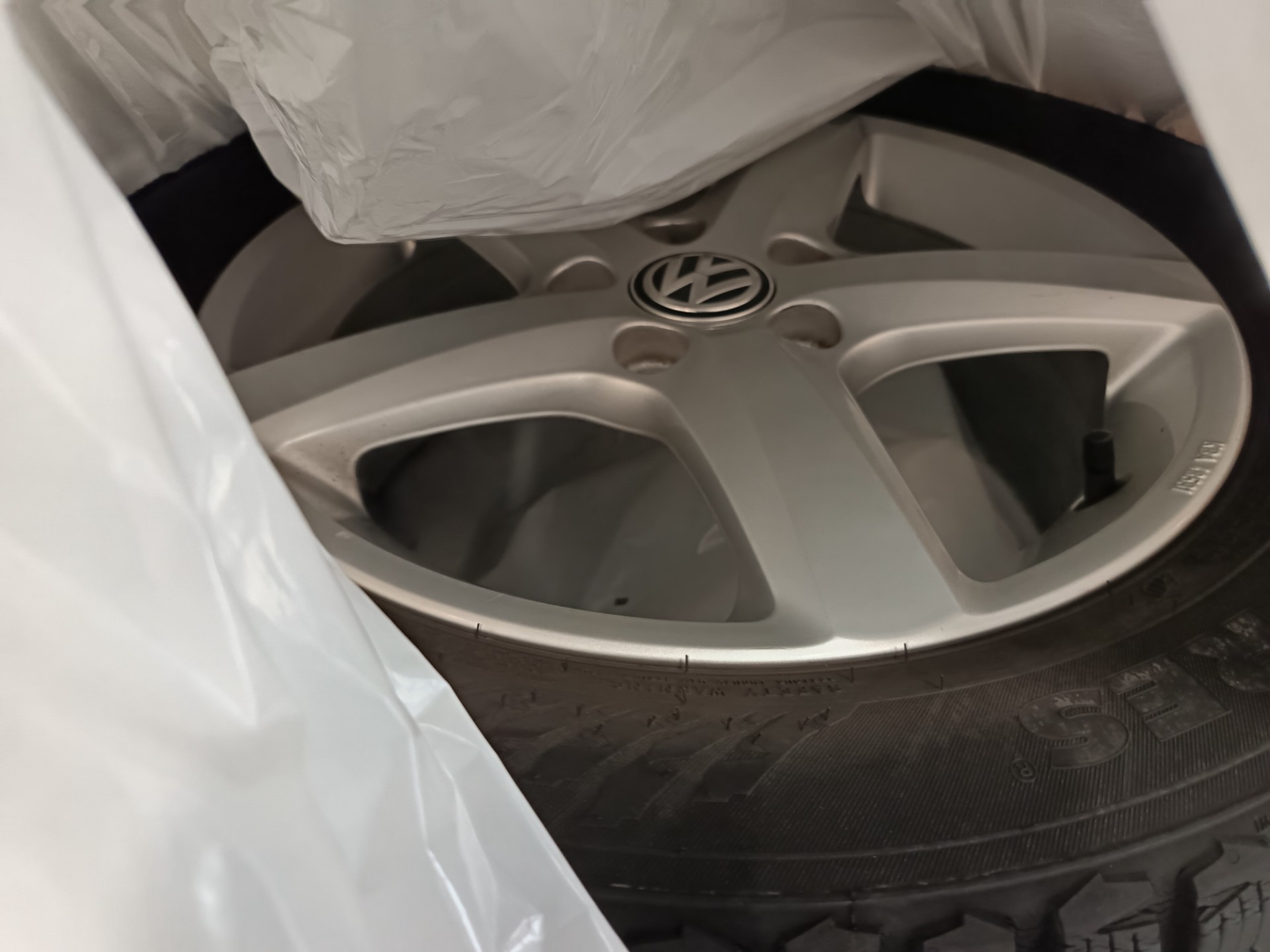 VOLKSWAGEN Golf 2013