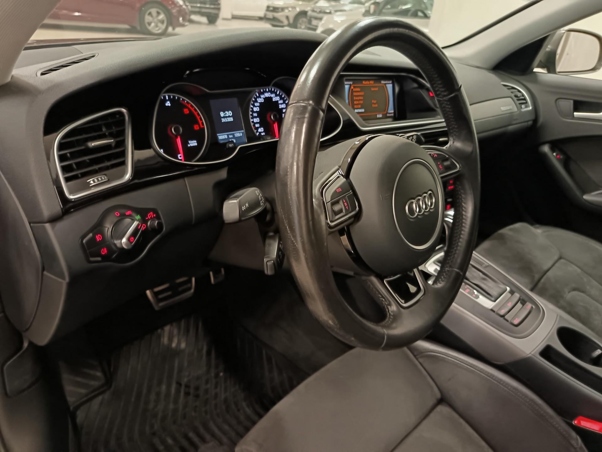 AUDI A4 2014