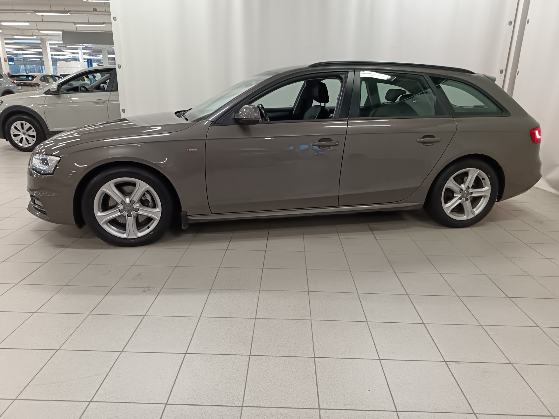 AUDI A4 2014