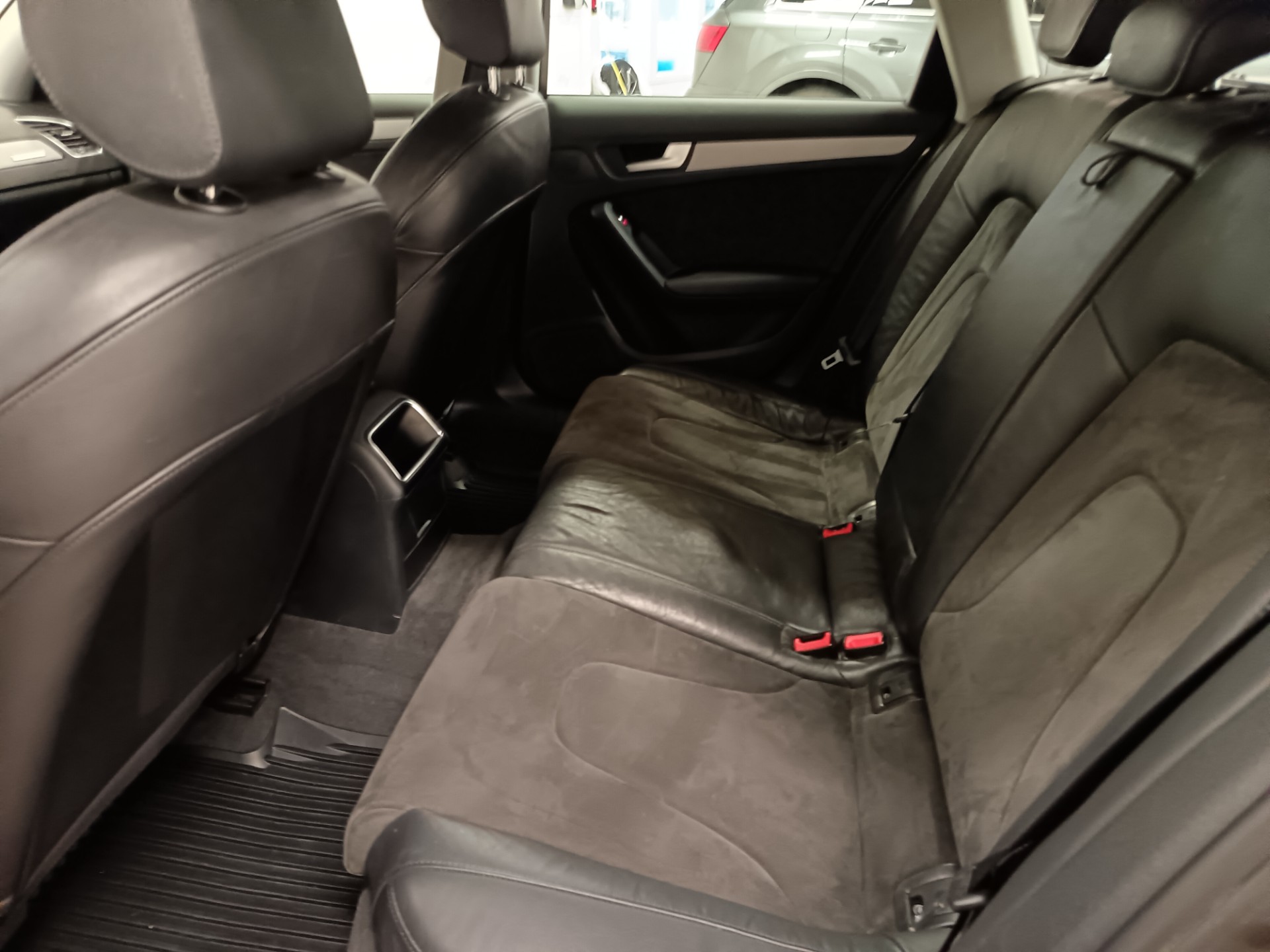 AUDI A4 2014