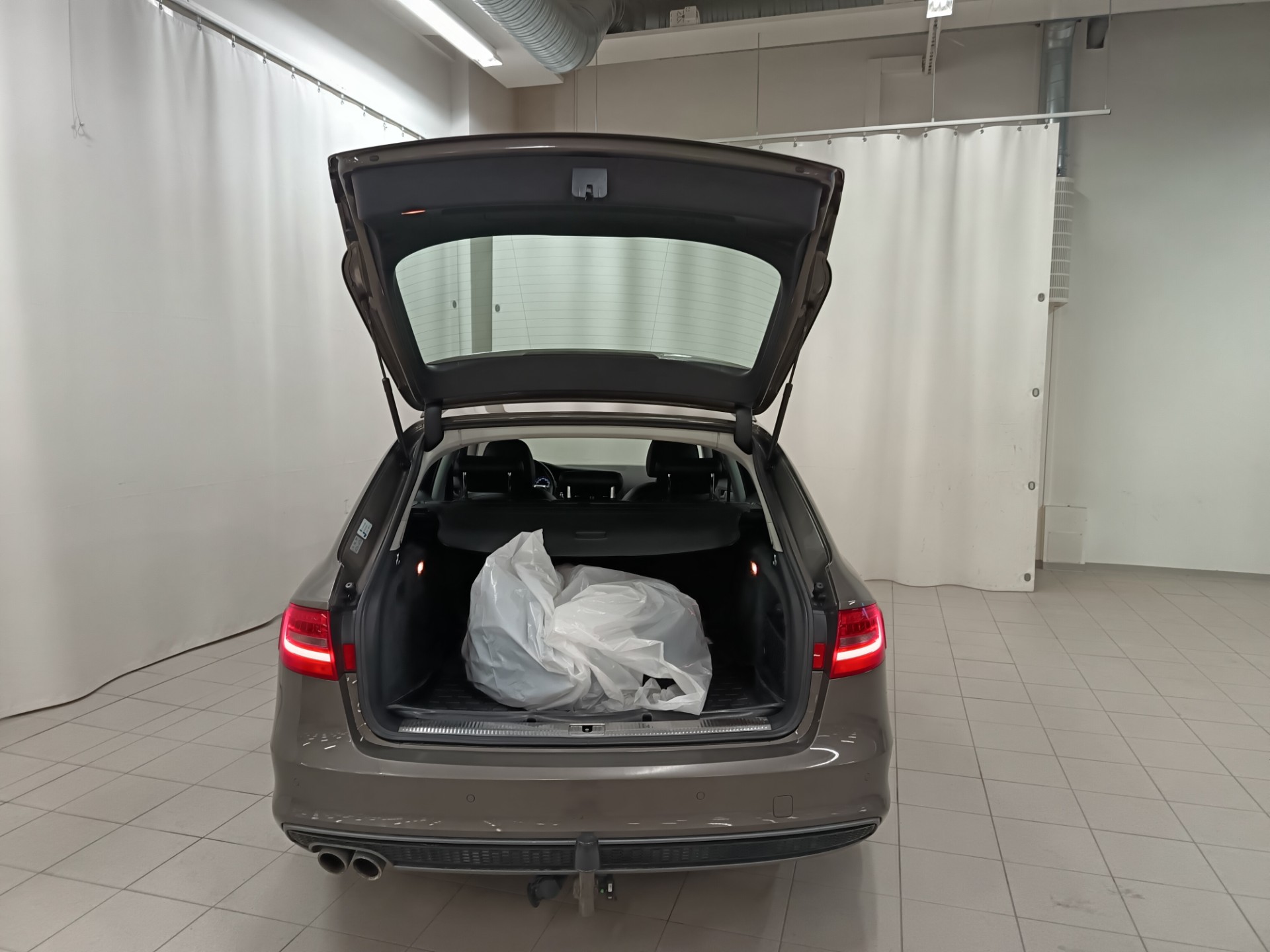 AUDI A4 2014