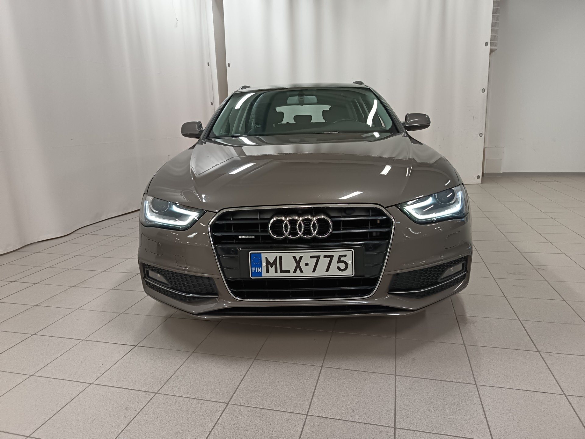 AUDI A4 2014