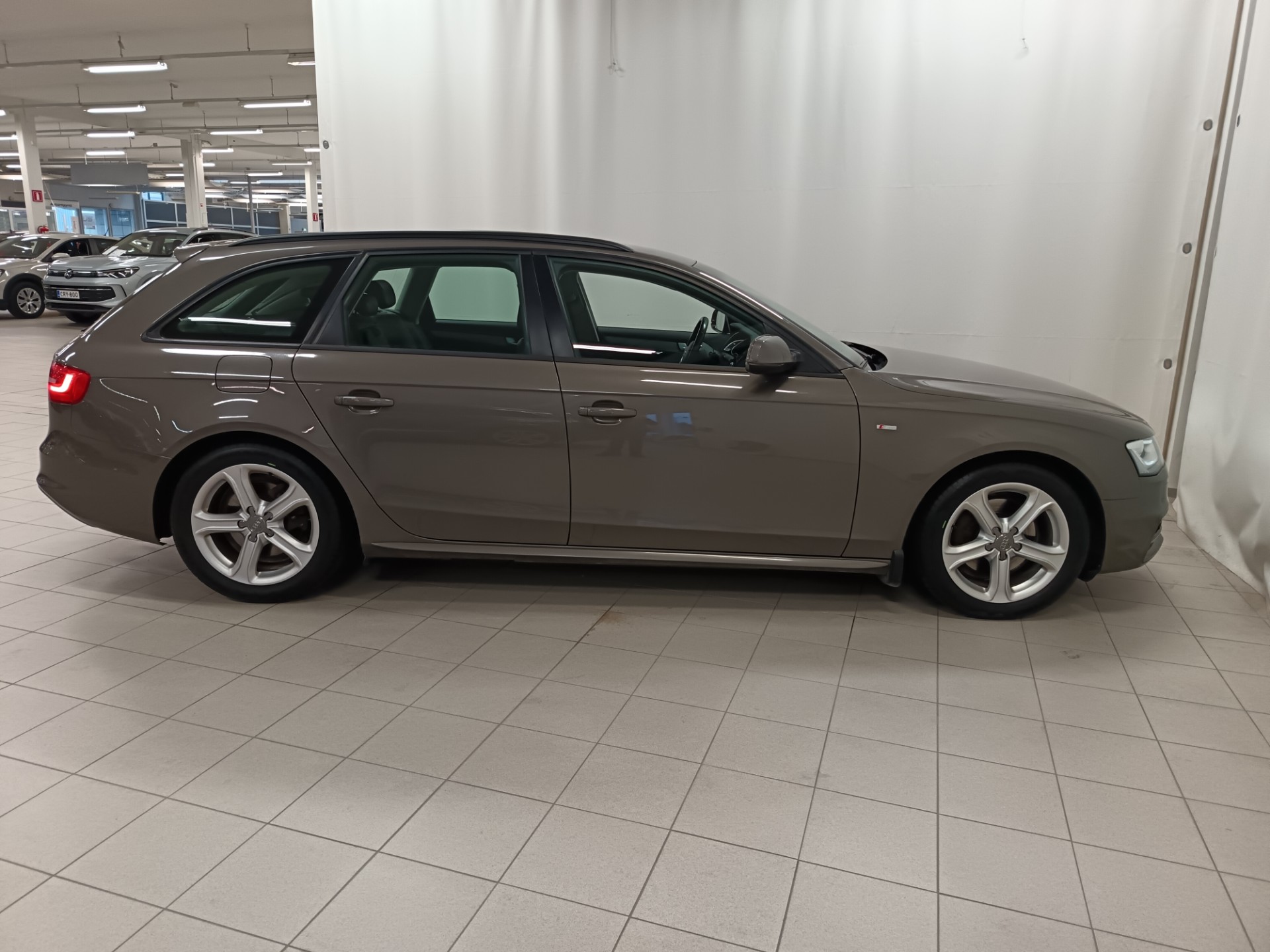 AUDI A4 2014