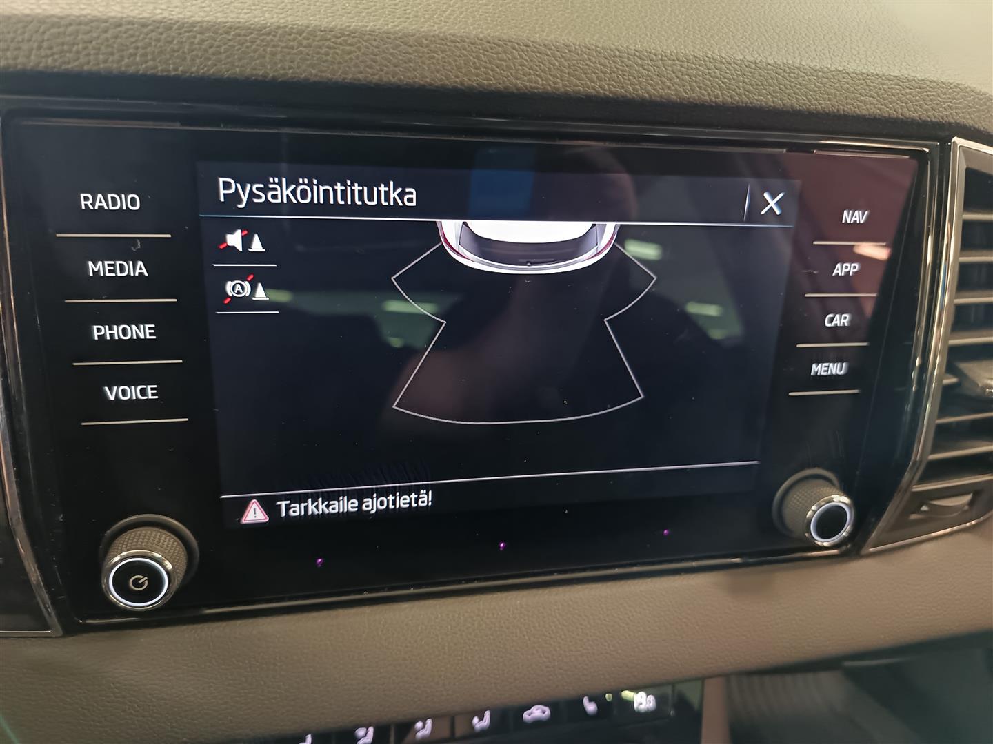 SKODA Karoq 2023