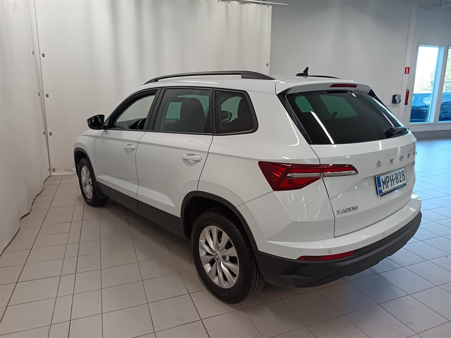 SKODA Karoq 2023