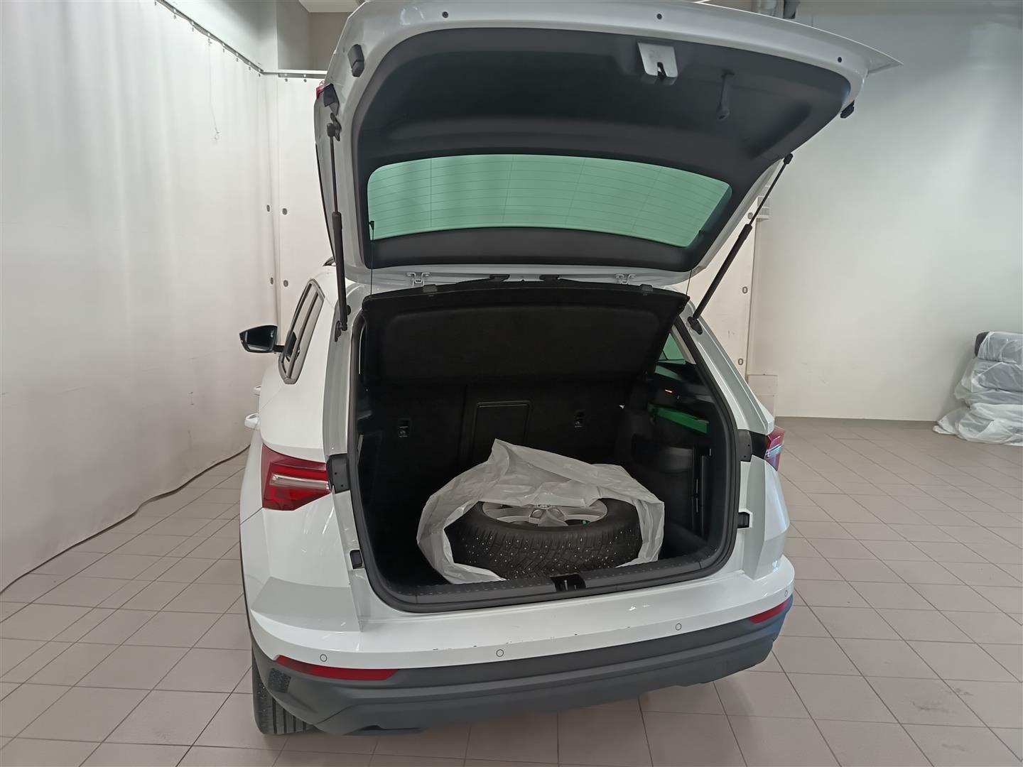 SKODA Karoq 2023