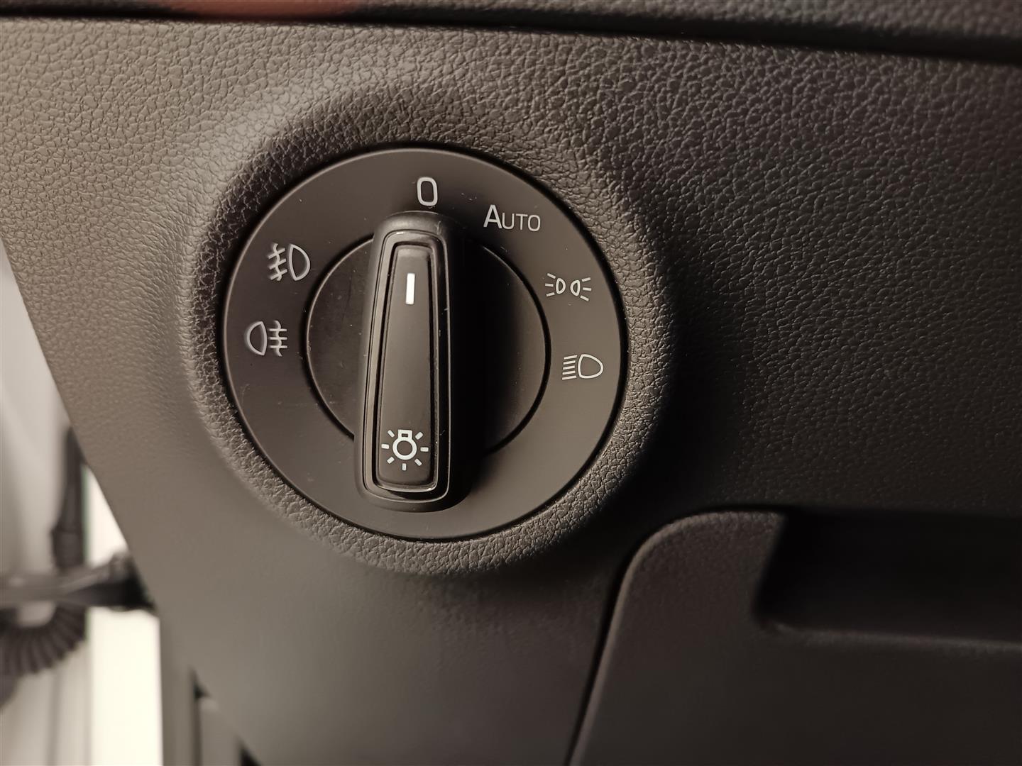 SKODA Karoq 2023