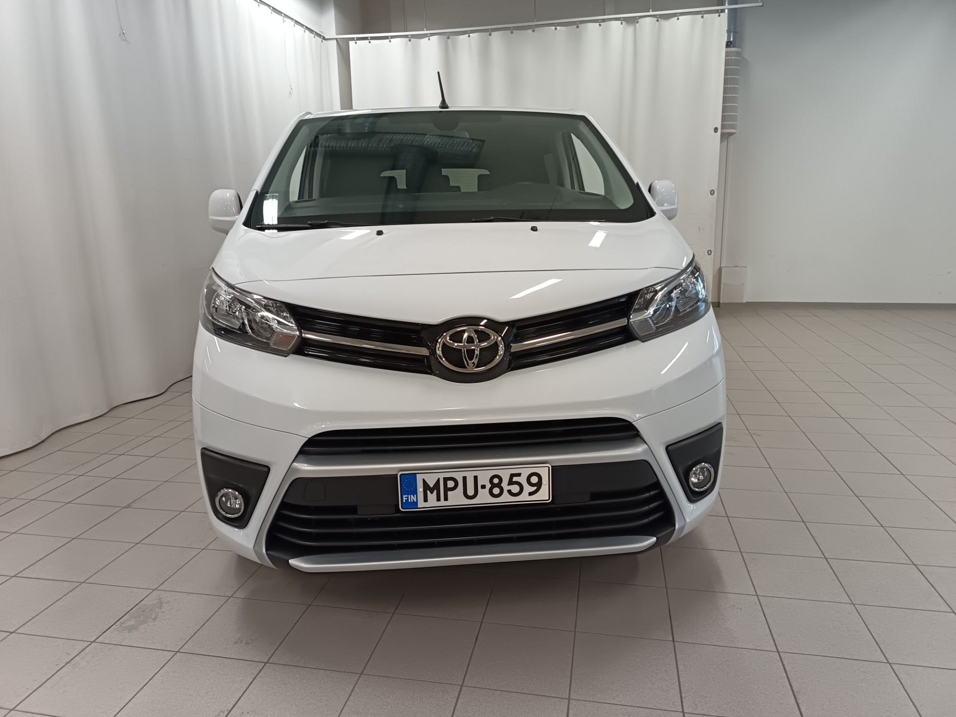 Toyota Proace Verso 2024