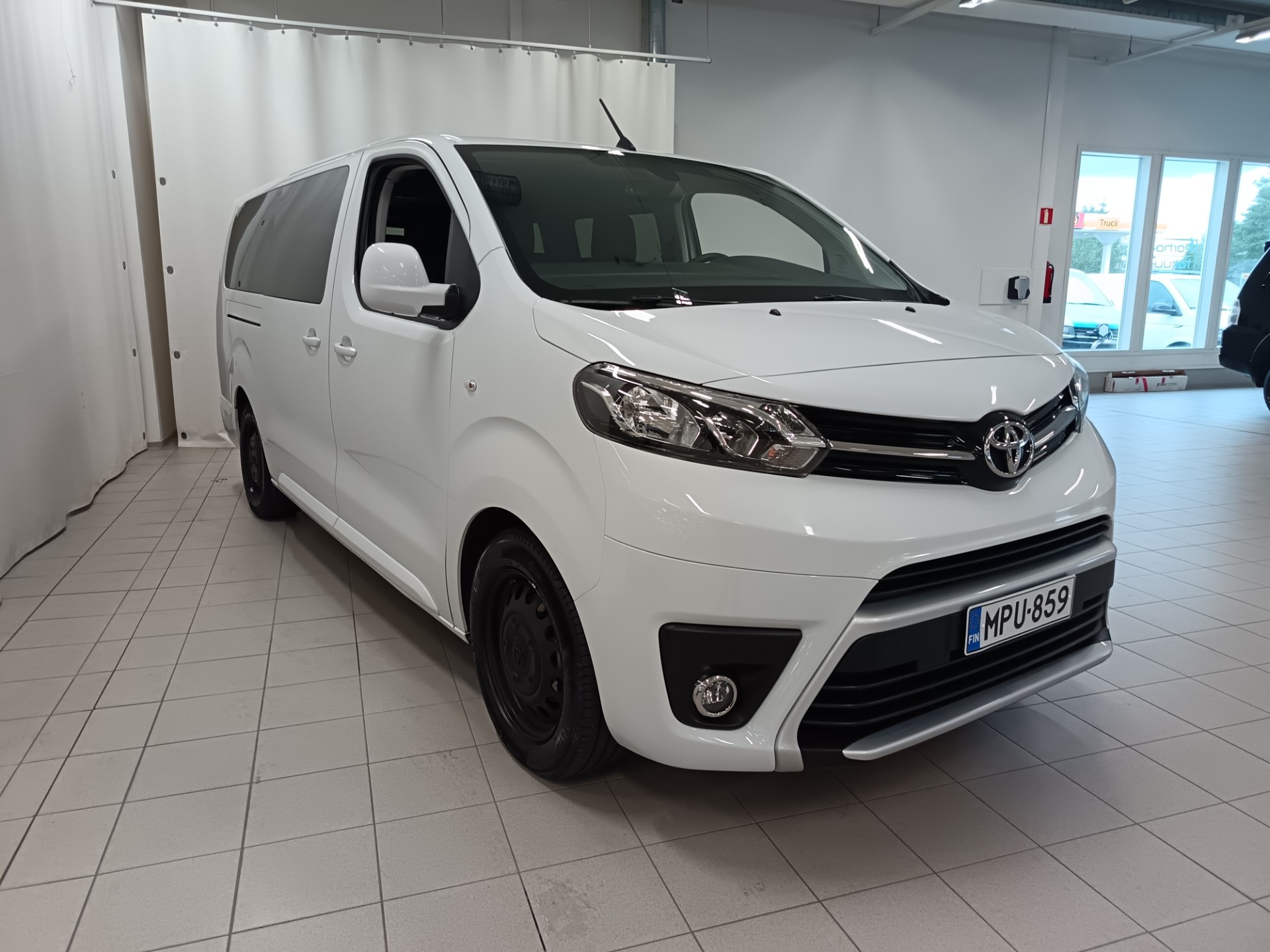 Toyota Proace Verso 2024