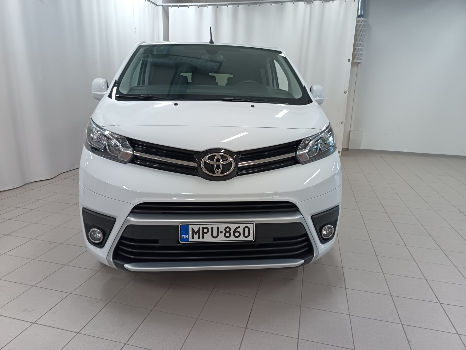 Toyota Proace Verso 2024