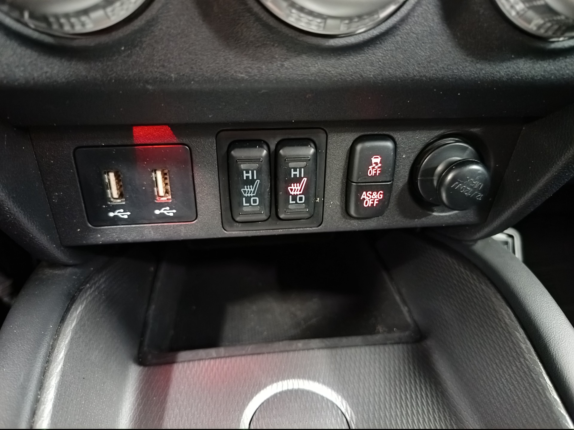 MITSUBISHI ASX 2020