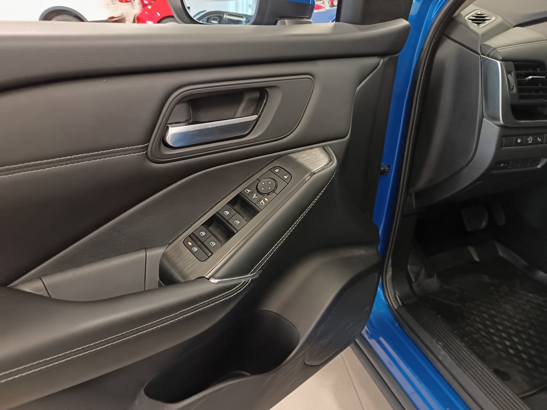 NISSAN Qashqai 2022