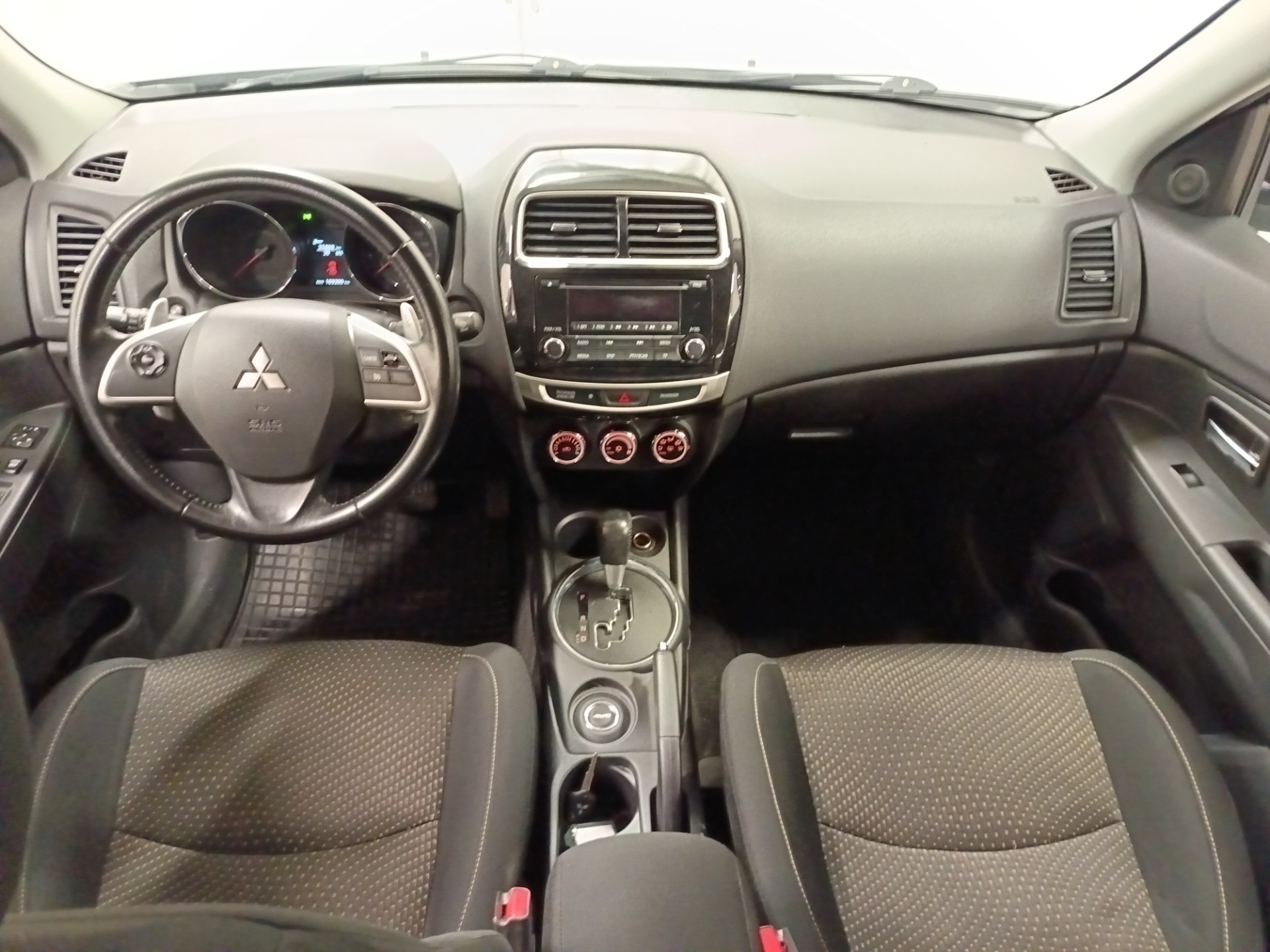 MITSUBISHI ASX 2014