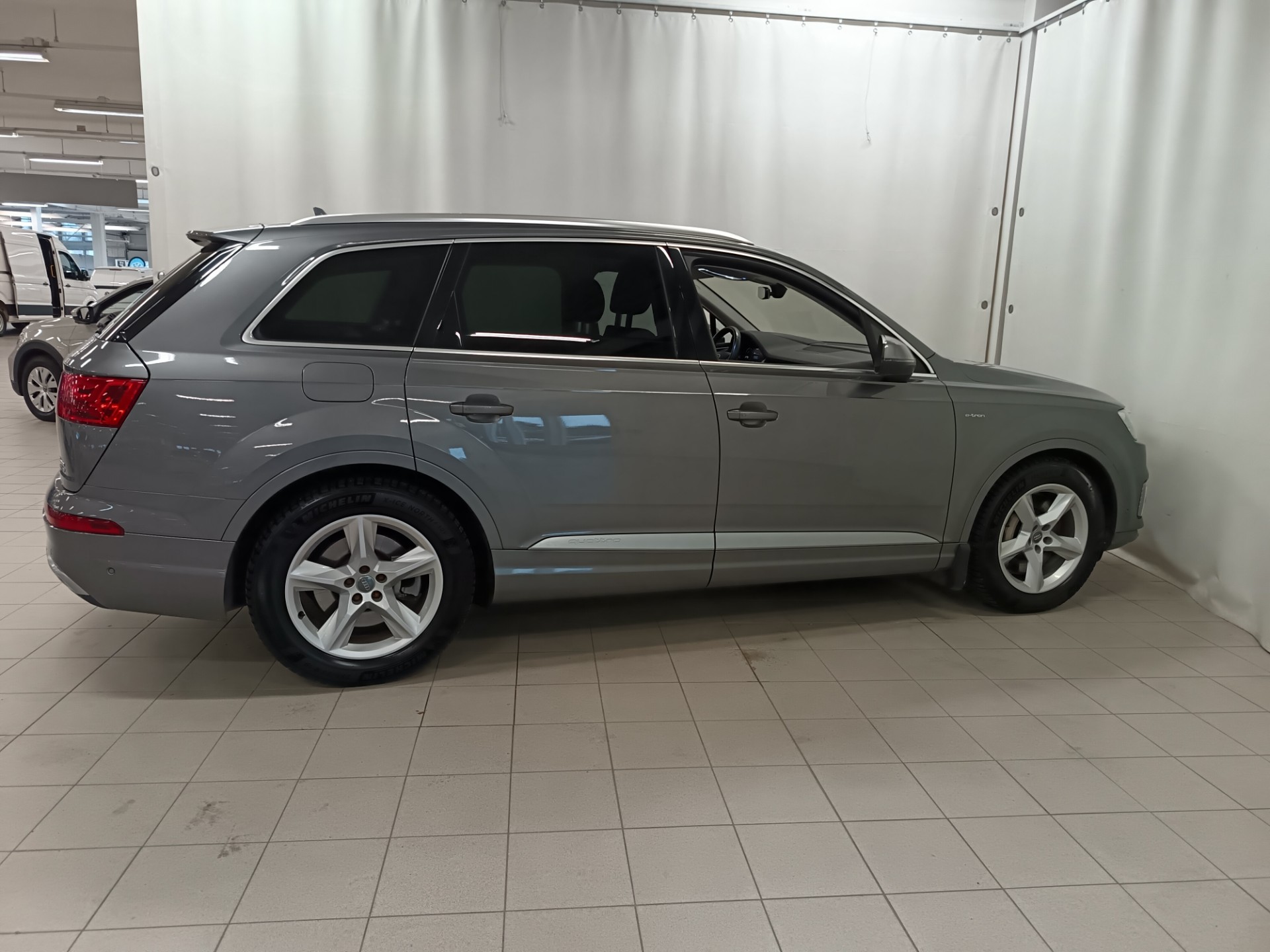 AUDI Q7 2017