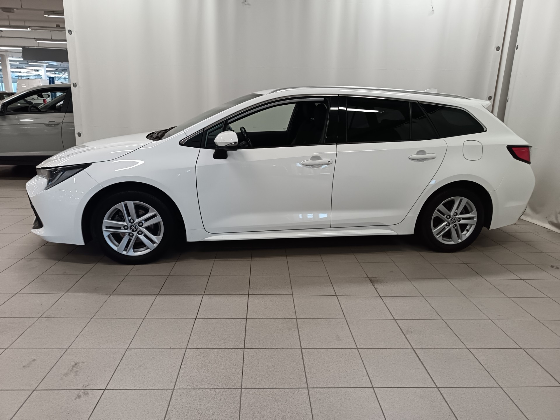 TOYOTA Corolla 5